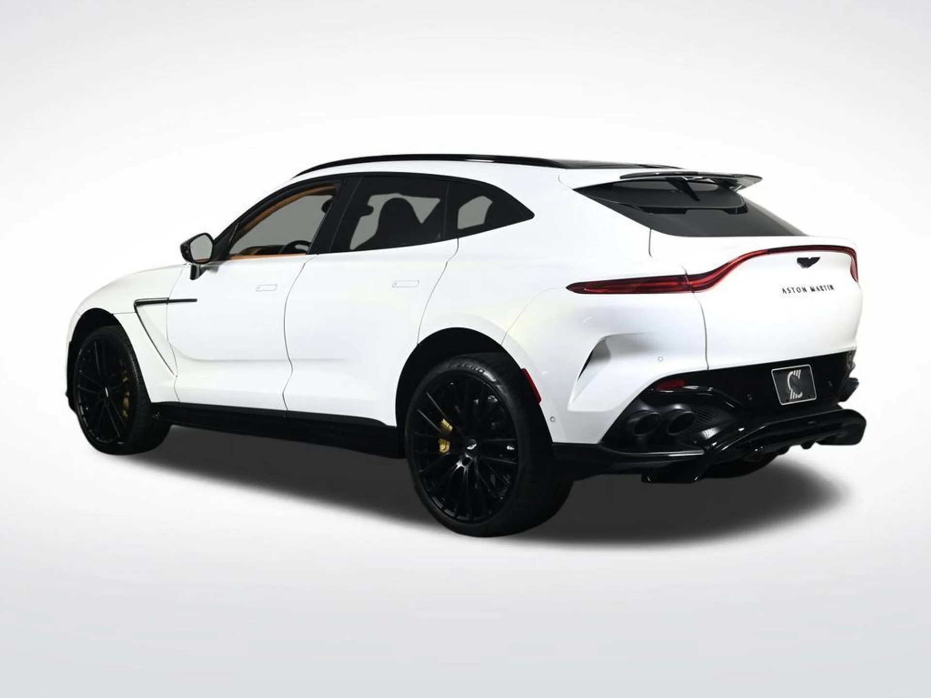 mph002_736606261_used_2023_aston_martin_dbx_707_11350_23035484_3_1024_de98a4c2d7