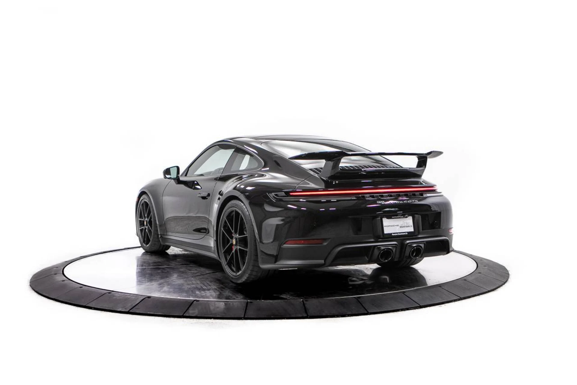 mph002_737472550_5aa8cb1680c35e9a77e48b3f788560c0x_76923d04fa