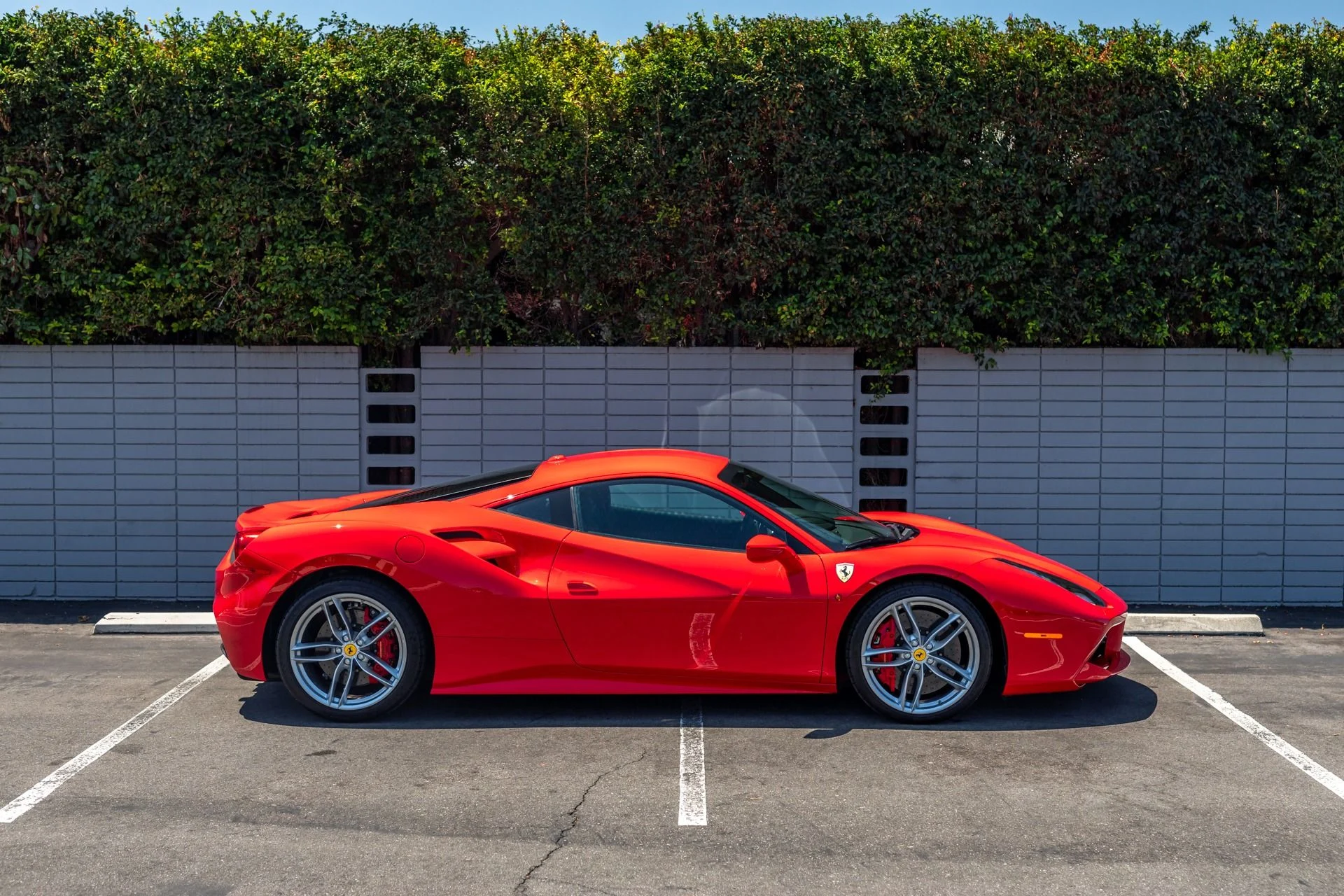mph002_737955332_Used_2016_Ferrari_488_GTB_1754854680_b6bde4bc98