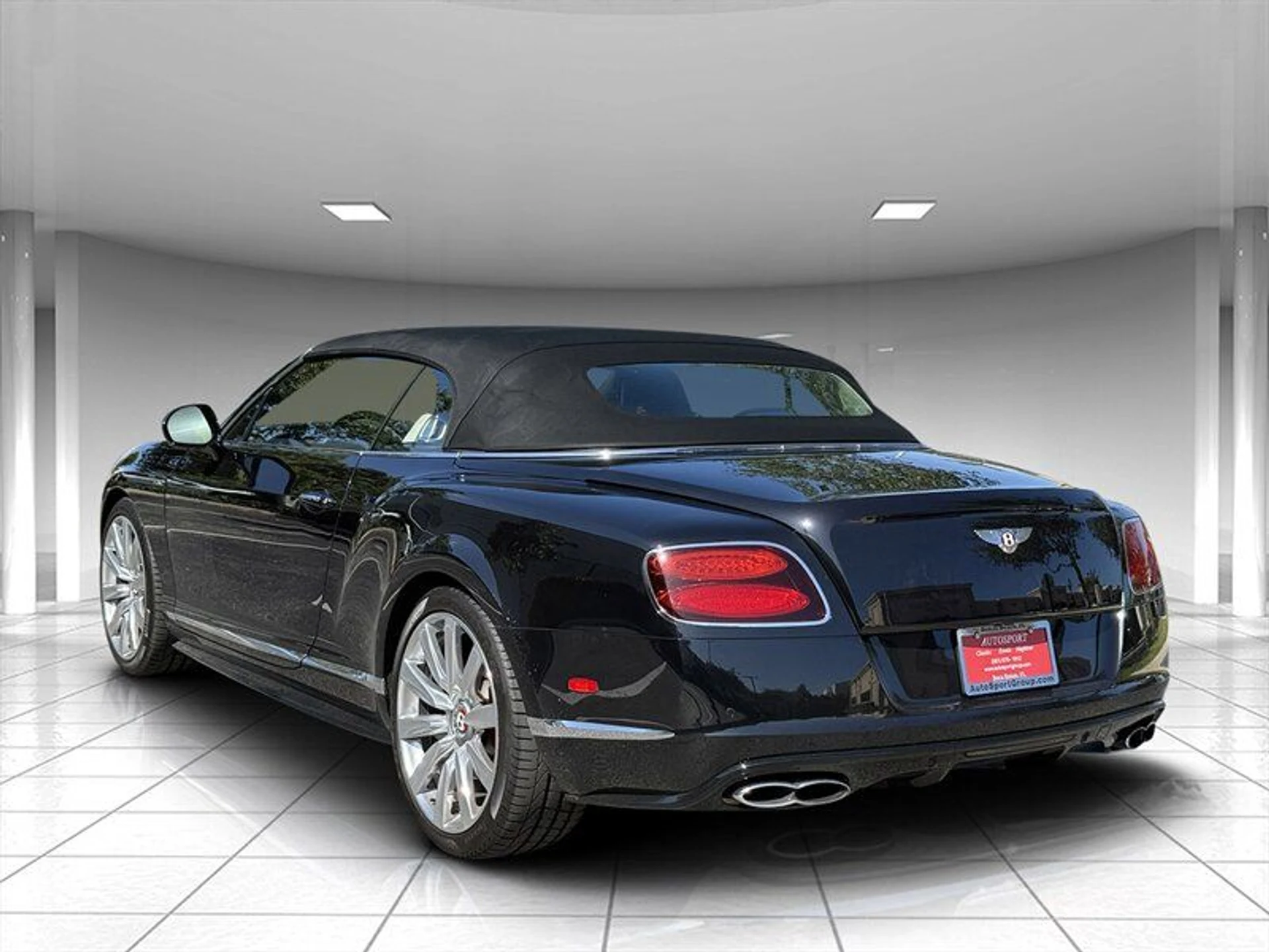 mph002_752536581_bcc258b7f9_800_2ead049897