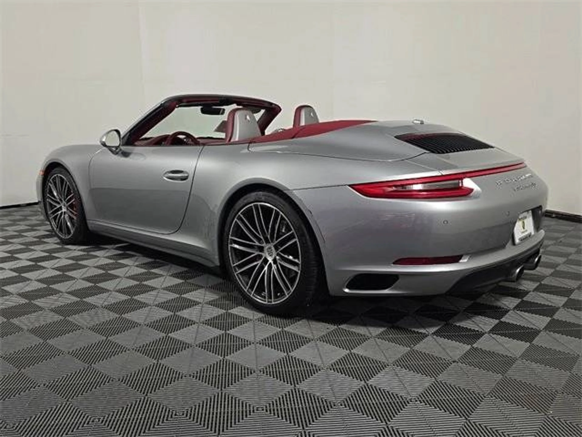 mph002_756071971_1280_28b55daaf0