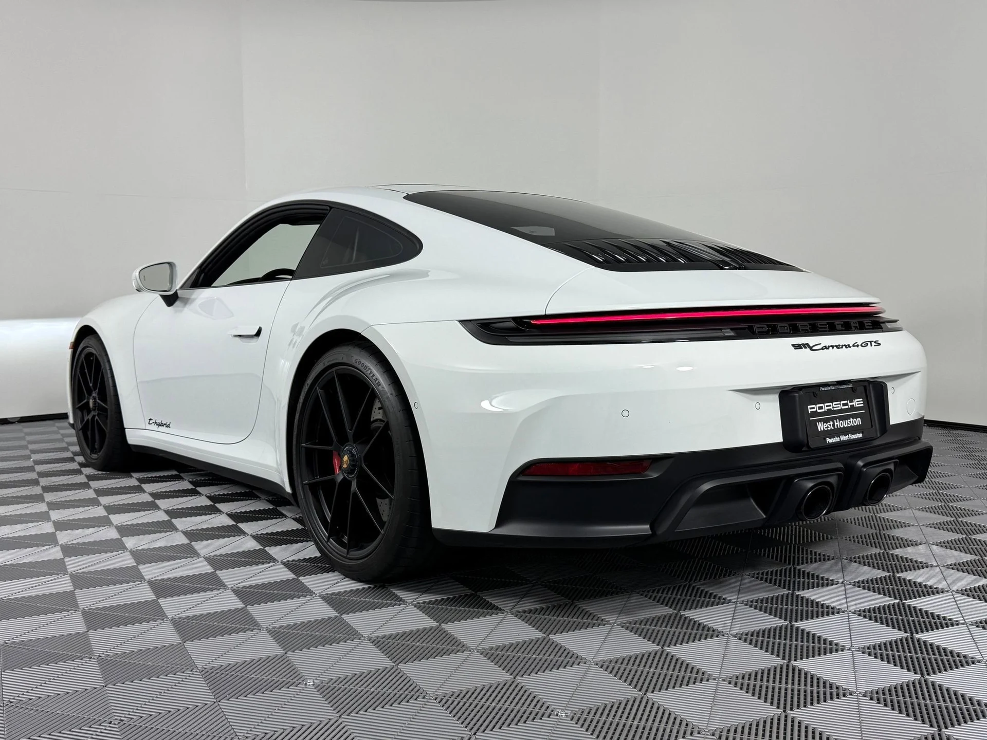 mph002_759184956_4e69e1f444a985d96eb4dbe4d89bb1bex_567af15f14