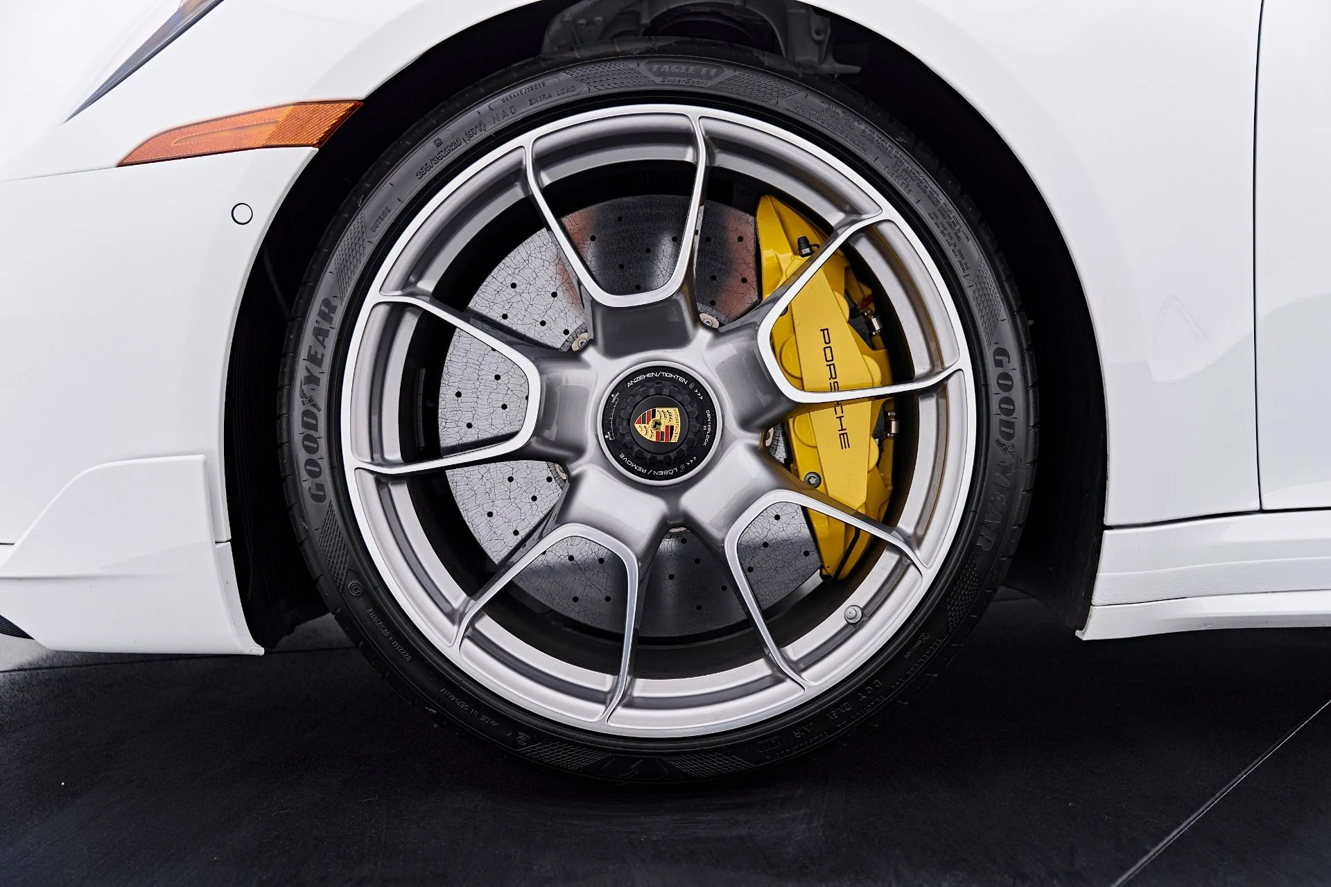 mph002_764245373_Used_2025_Porsche_911_Turbo_S_1788486845_93f6299875