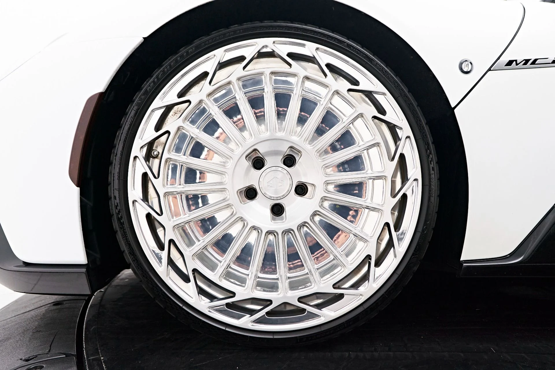 mph002_765316154_Used_2023_Maserati_MC_20_Base_1721243405_1e84608062