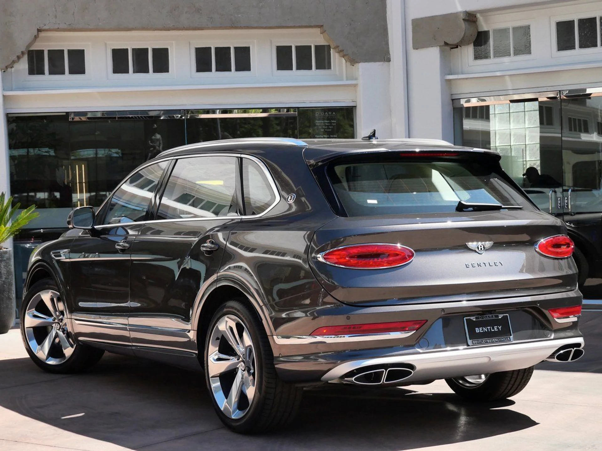 mph002_770880241_eeef95e841c7b3975d23a3e38ca963afx_c3212b13a4