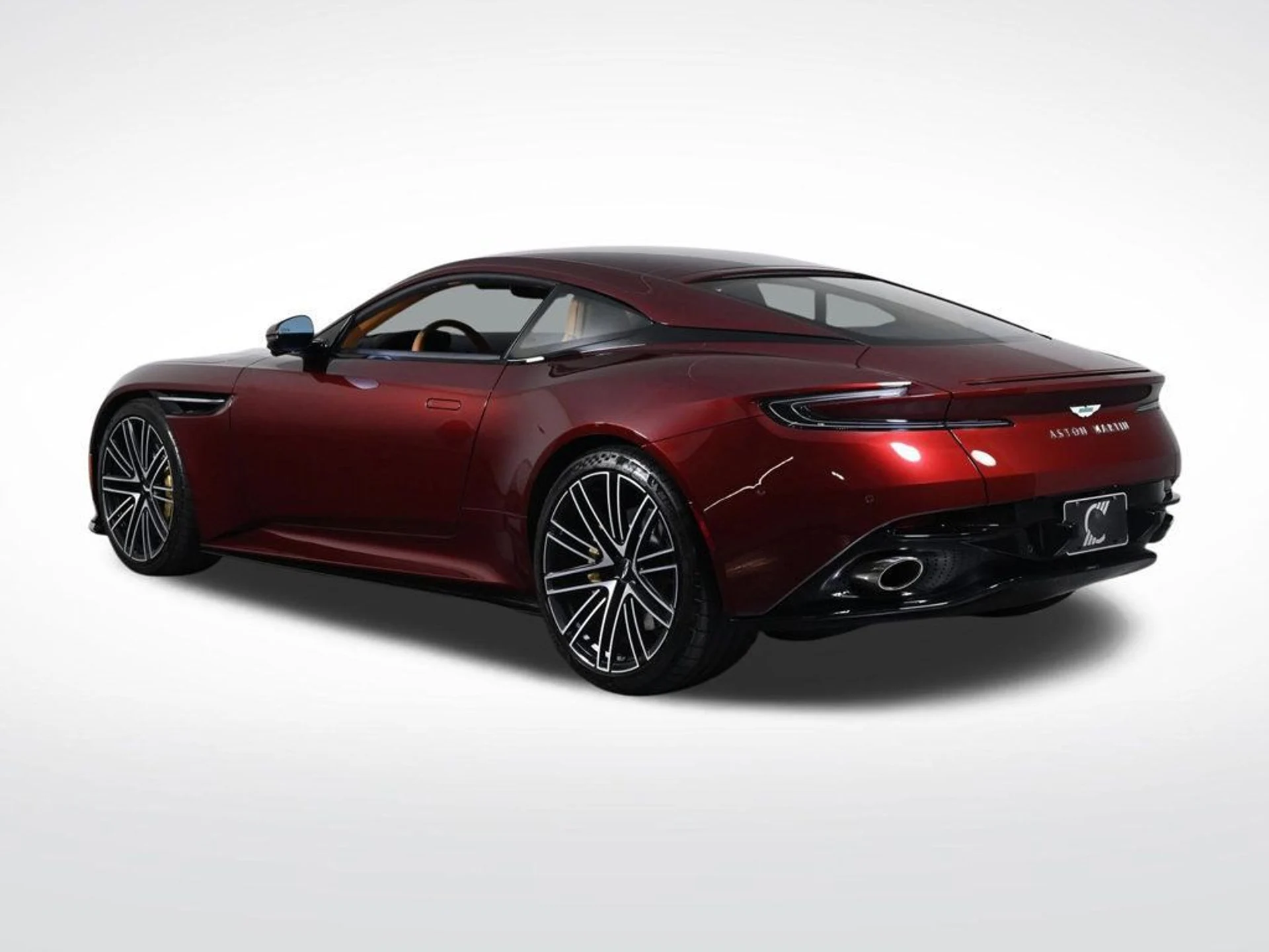 mph002_78223081_used_2024_aston_martin_db12_coupe_11350_23000409_2_1024_a586f1cb44