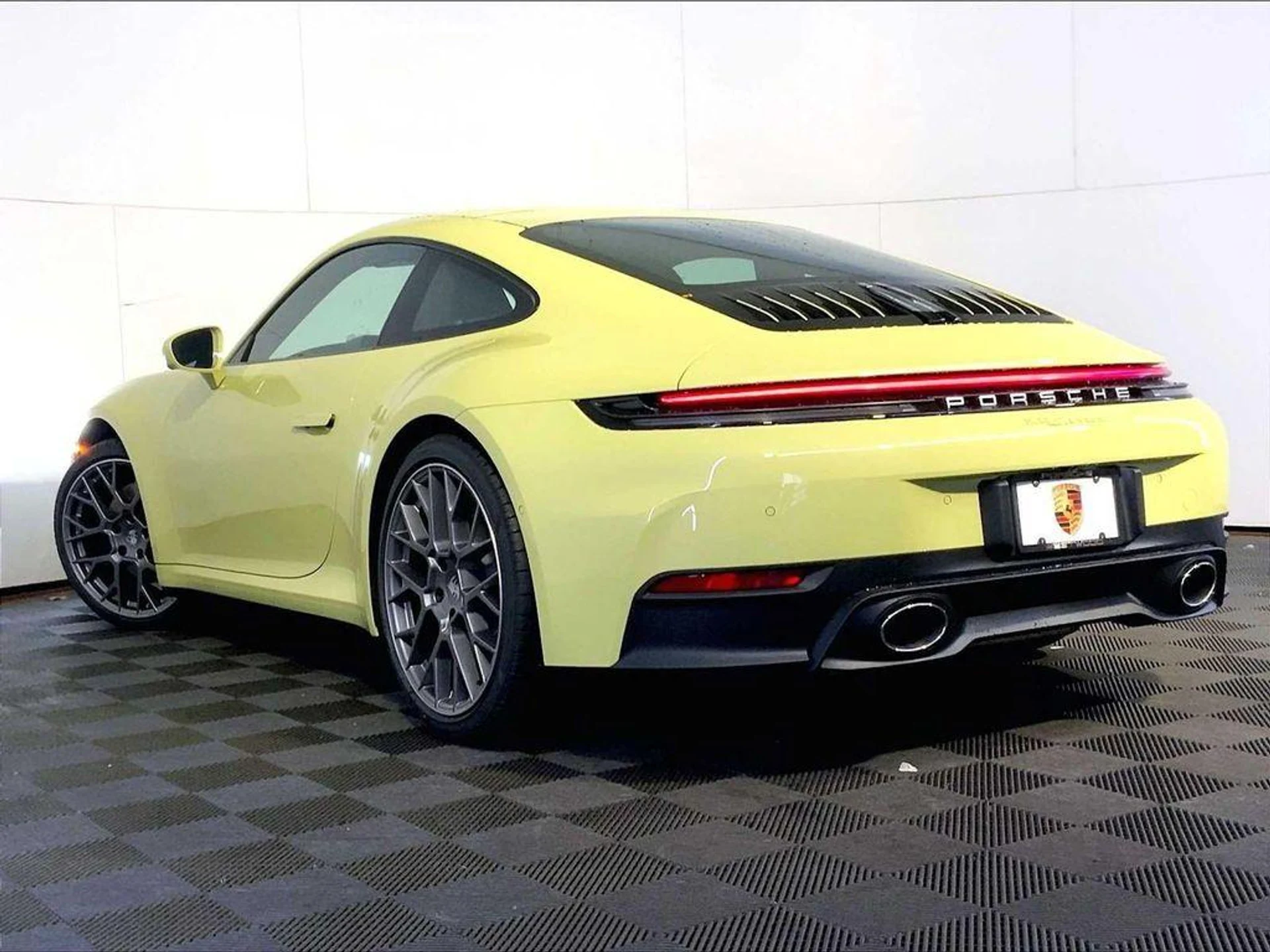 mph002_784320407_bnfc_V9xy_CAZT_83_0_Za_O_Pk_Oed_XQ_c4b715e99a