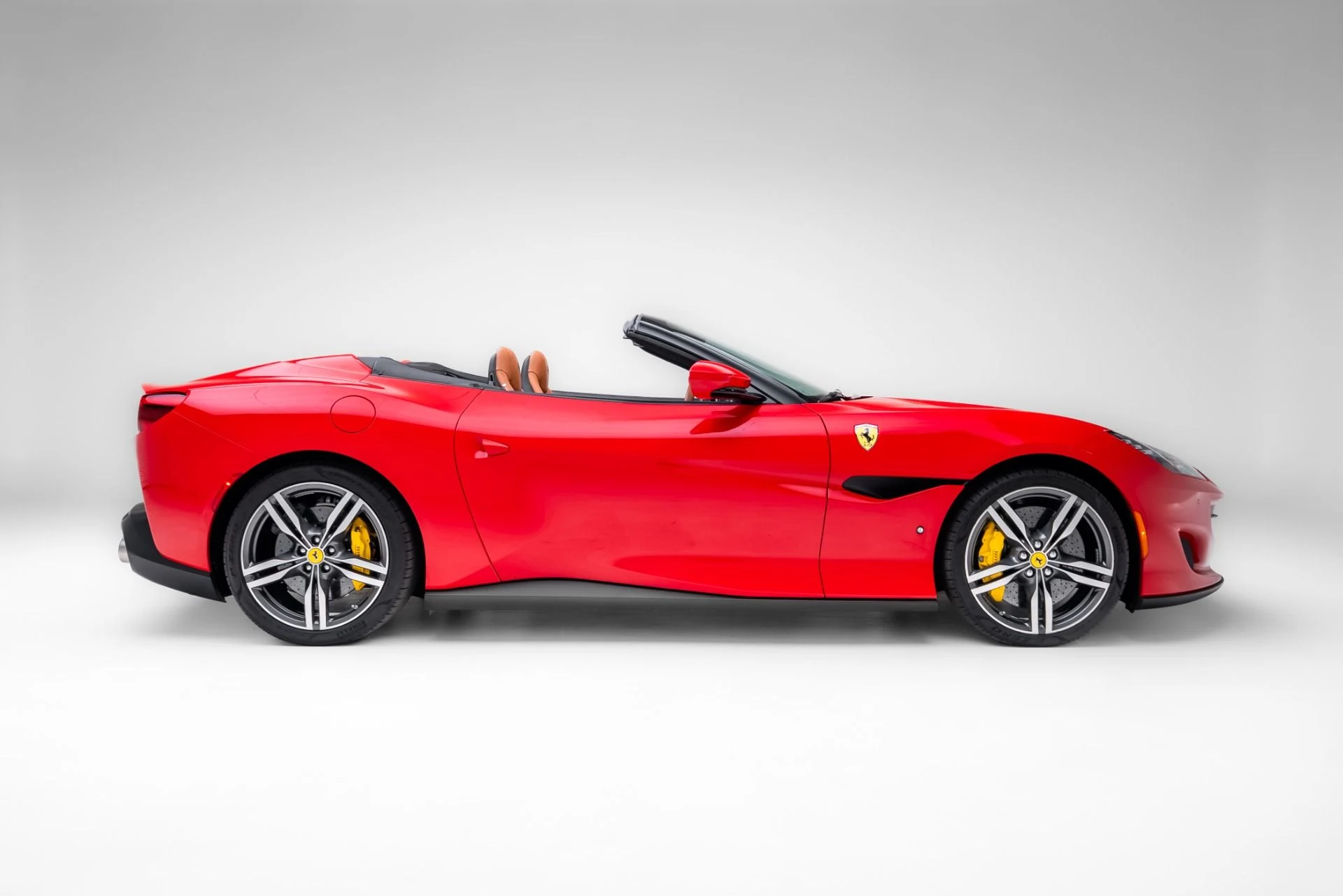 mph002_78608830_Used_2020_Ferrari_Portofino_1772051589_3c0e93b50e