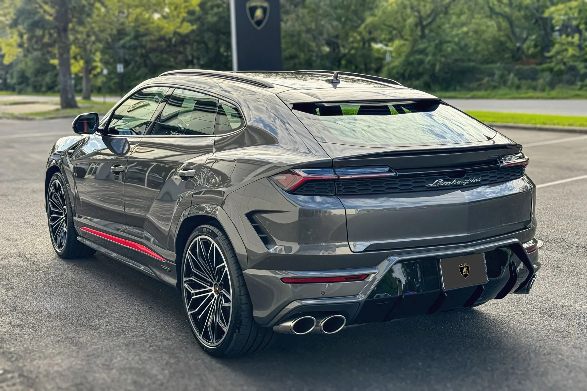 mph002_787248428_Used_2024_Lamborghini_Urus_Performante_1765893400_70646ef14f