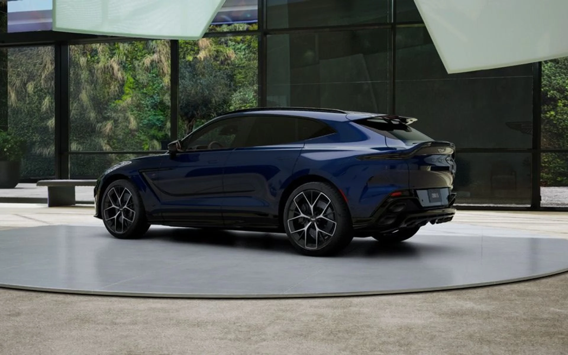 mph002_790633098_New_2026_Aston_Martin_DBX_S_In_Transit_a4661ec191