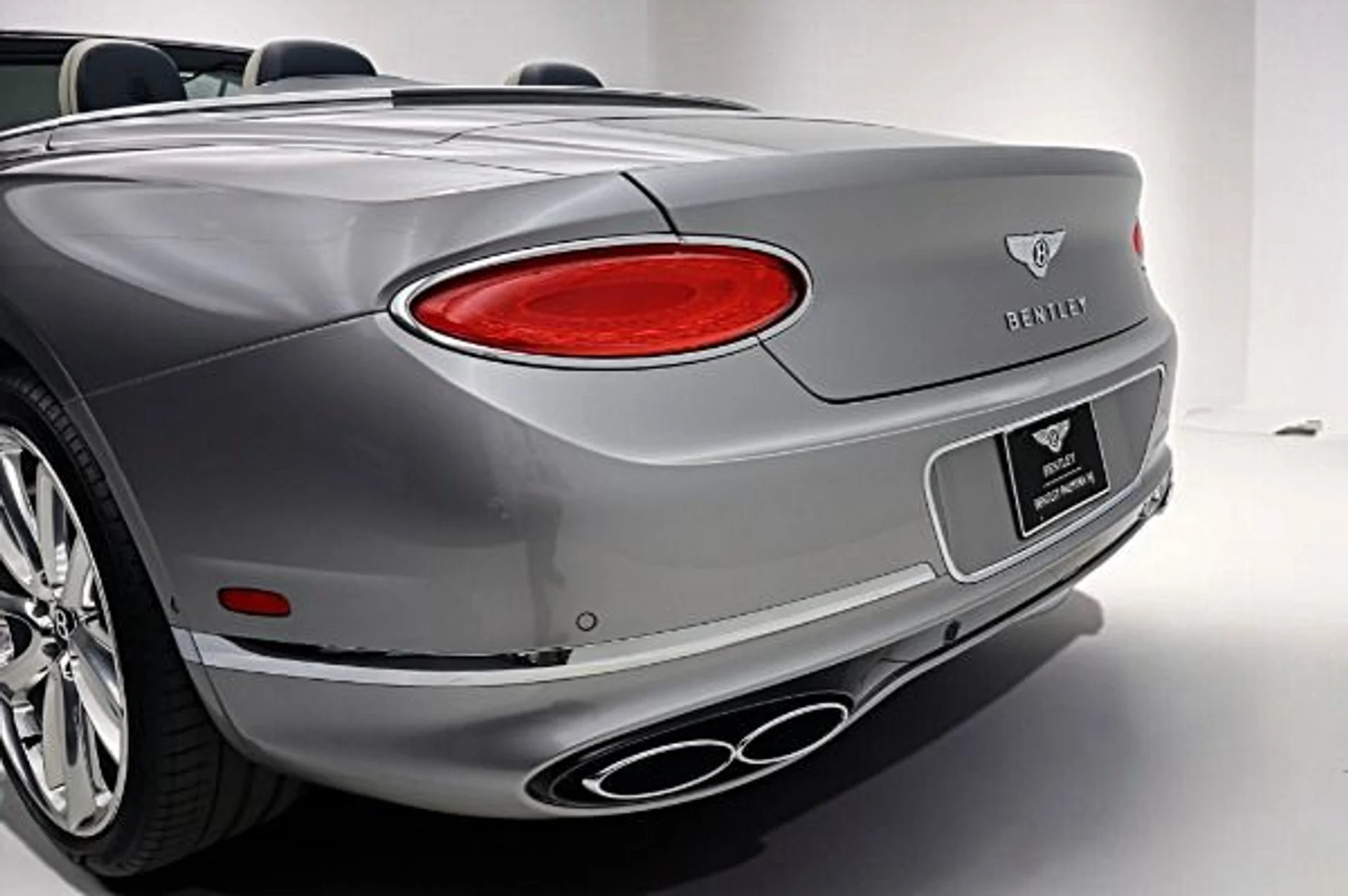 mph002_801669277_Used_2023_Bentley_Continental_GTC_Azure_V8_LEASE_OPTIONS_AVAILABLE_ea6d12ded5