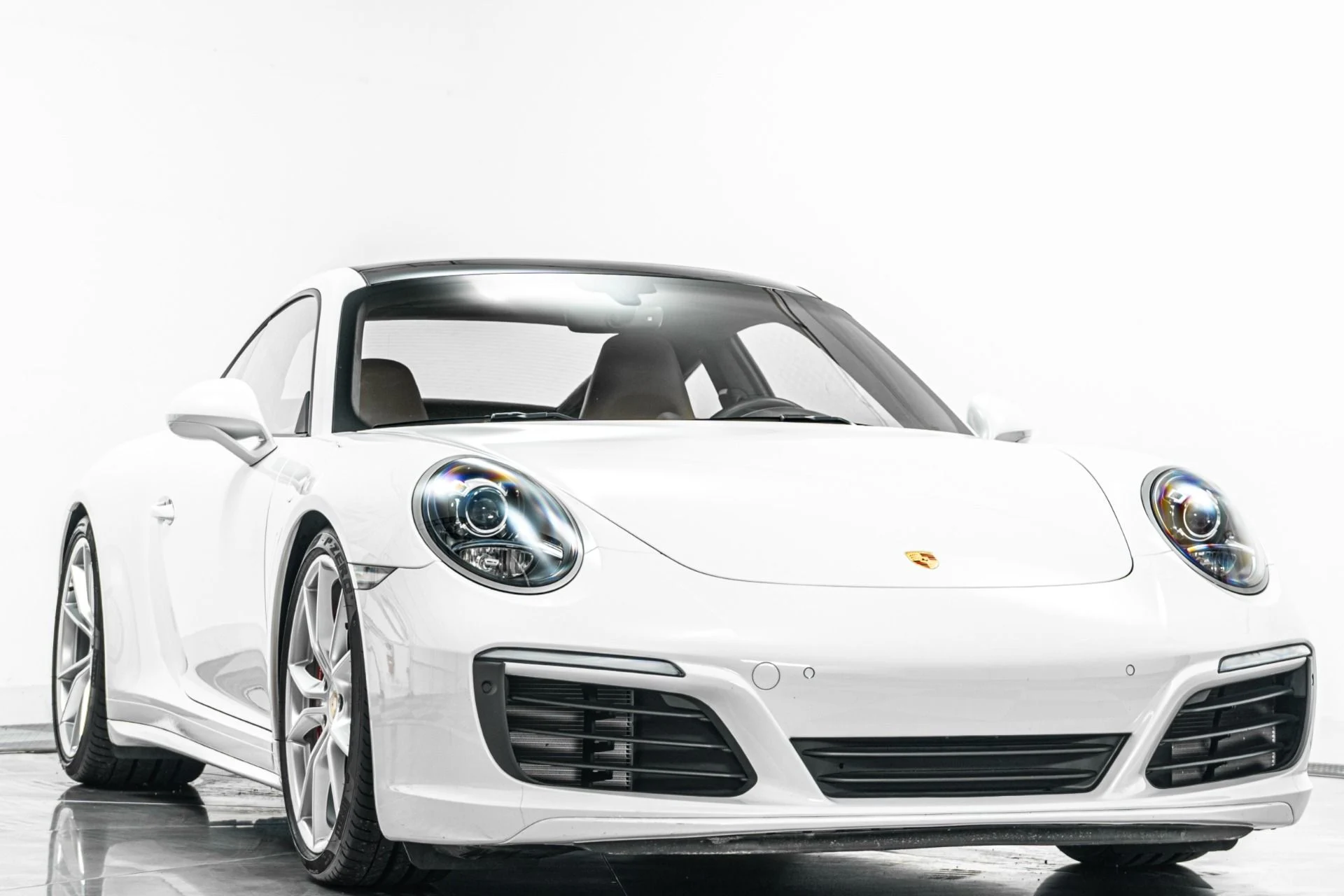 mph002_803780293_Used_2019_Porsche_911_Carrera_4_S_Sport_Package_Two_Tone_Interior_1782227287_035e9c85e5
