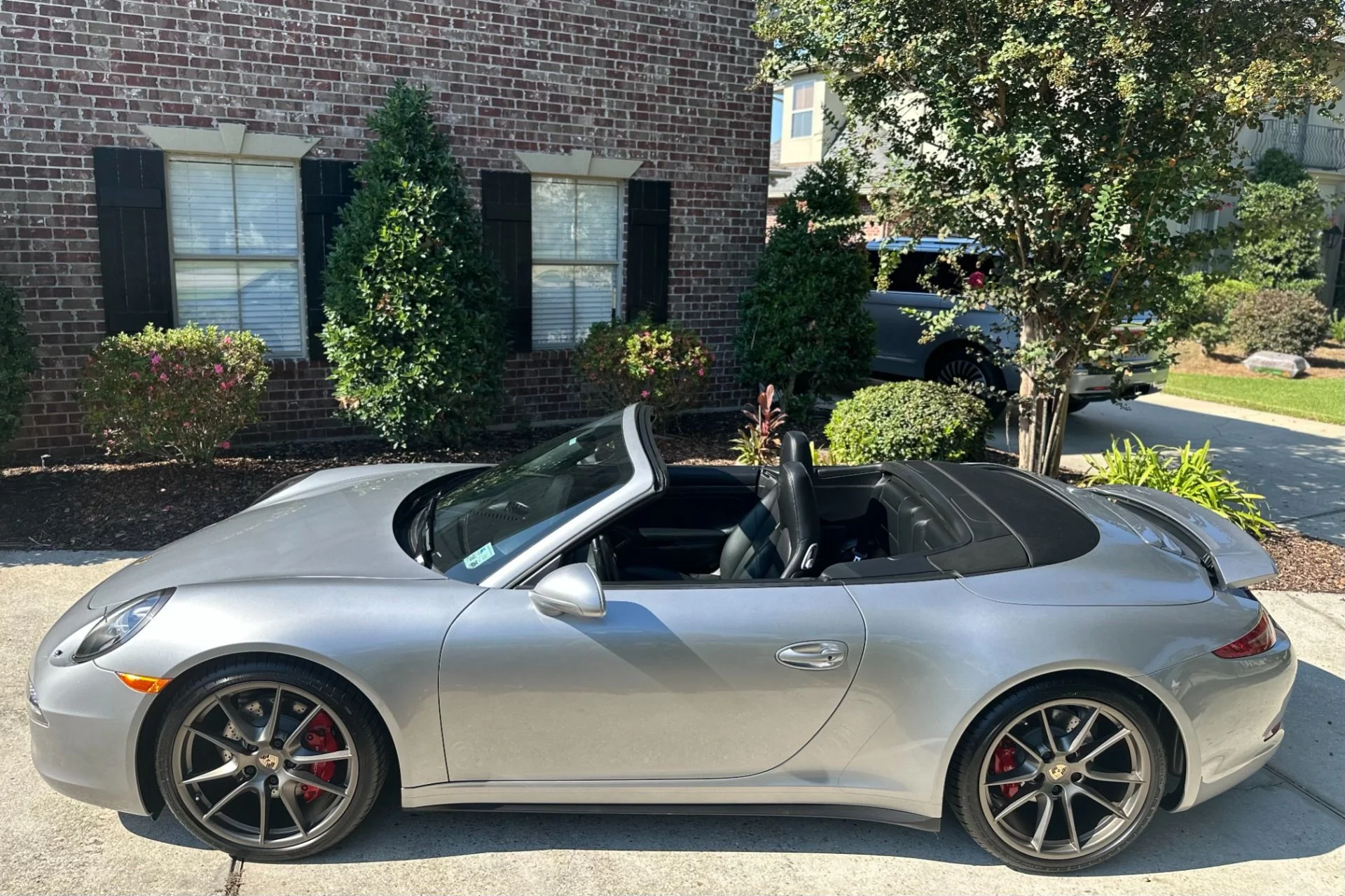 mph002_807910112_Used_2013_Porsche_911_Carrera_4_S_Manual_1761349120_5e90261112