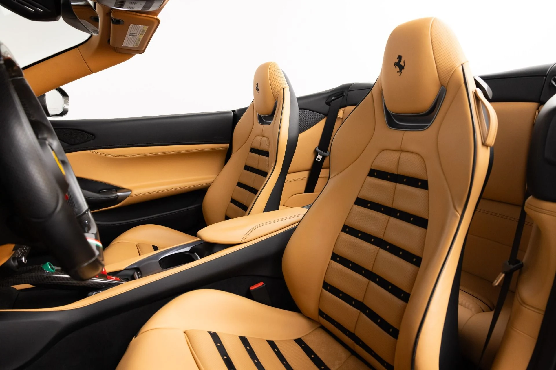 mph002_809555073_Used_2019_Ferrari_Portofino_1784318320_13b9beecad