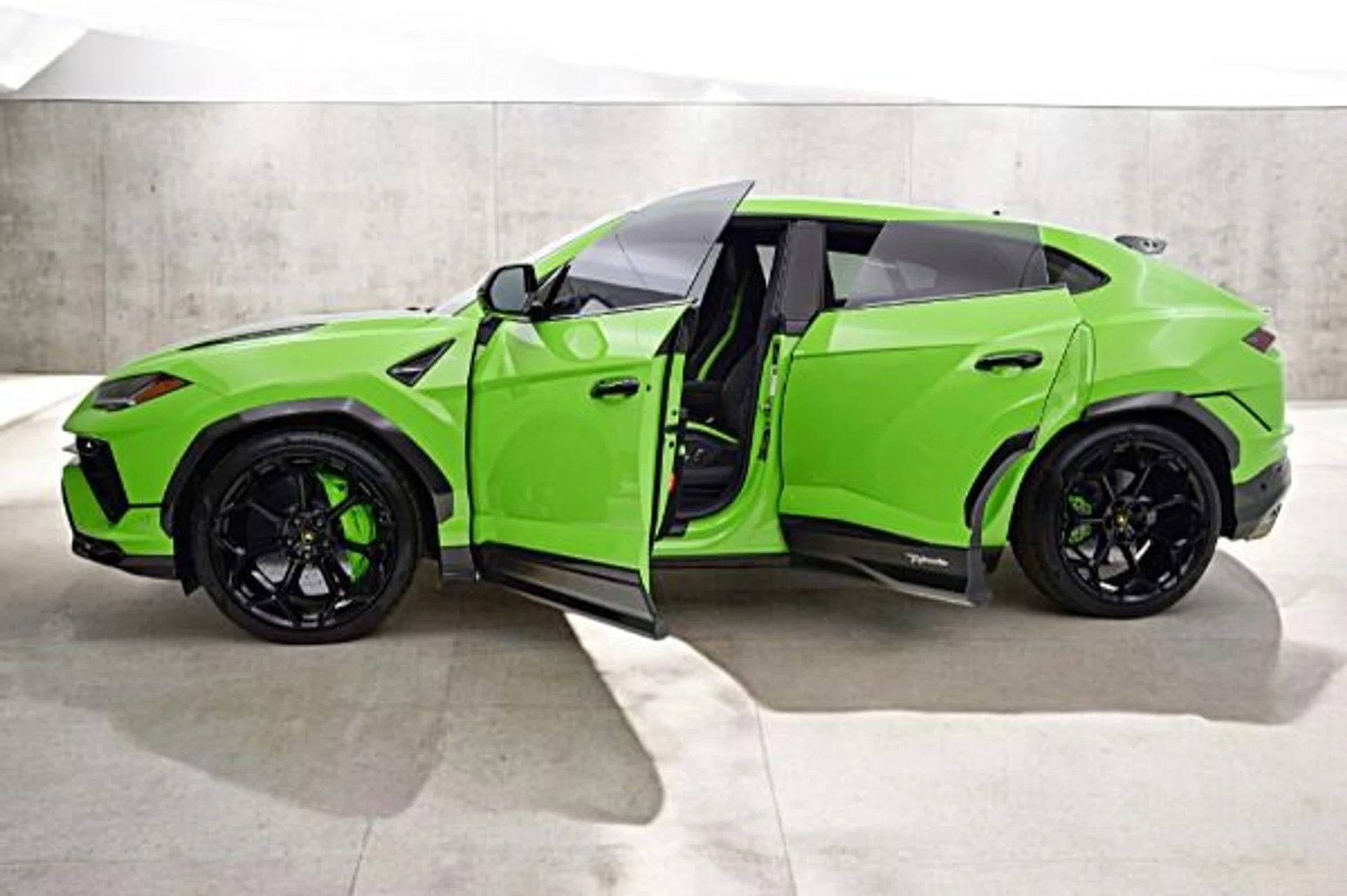mph002_820610694_Used_2024_Lamborghini_Urus_Performante_SELEZIONE_PRE_OWNED_CERTIFIED_c61cc868a8