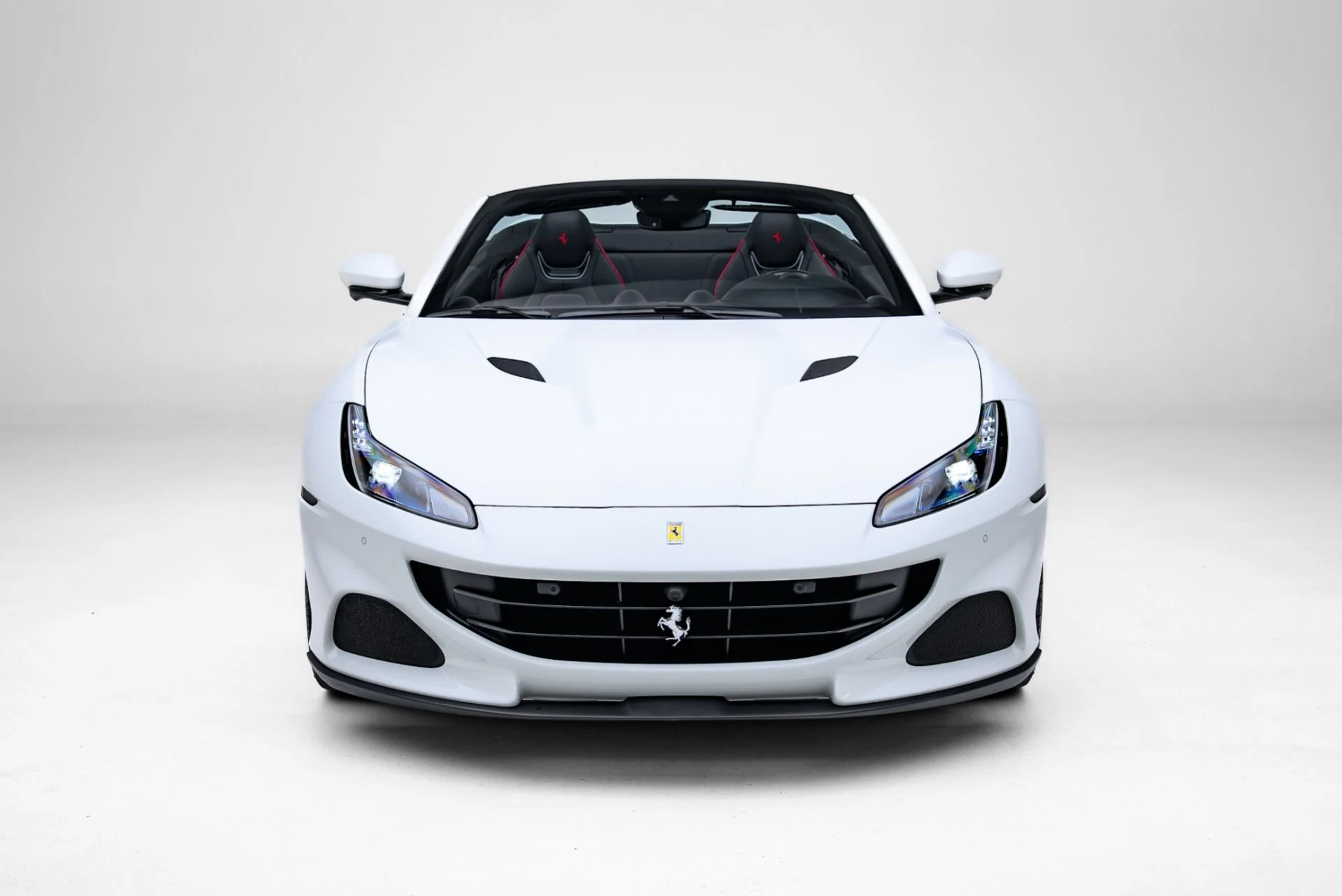 mph002_821559762_Used_2022_Ferrari_Portofino_M_1773357506_366cb29785