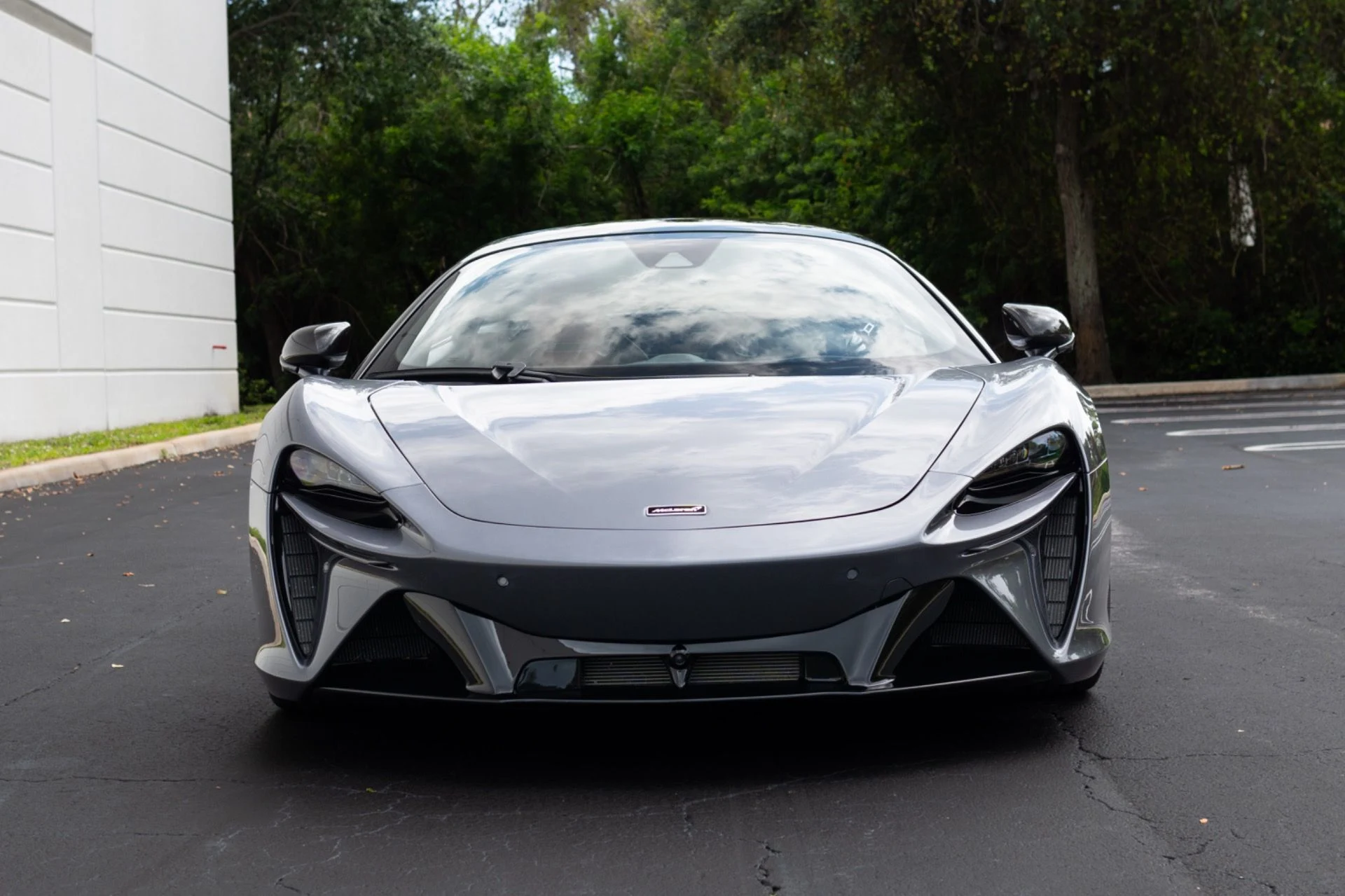 mph002_822595827_Used_2023_Mc_Laren_Artura_1776712926_87b598c36b