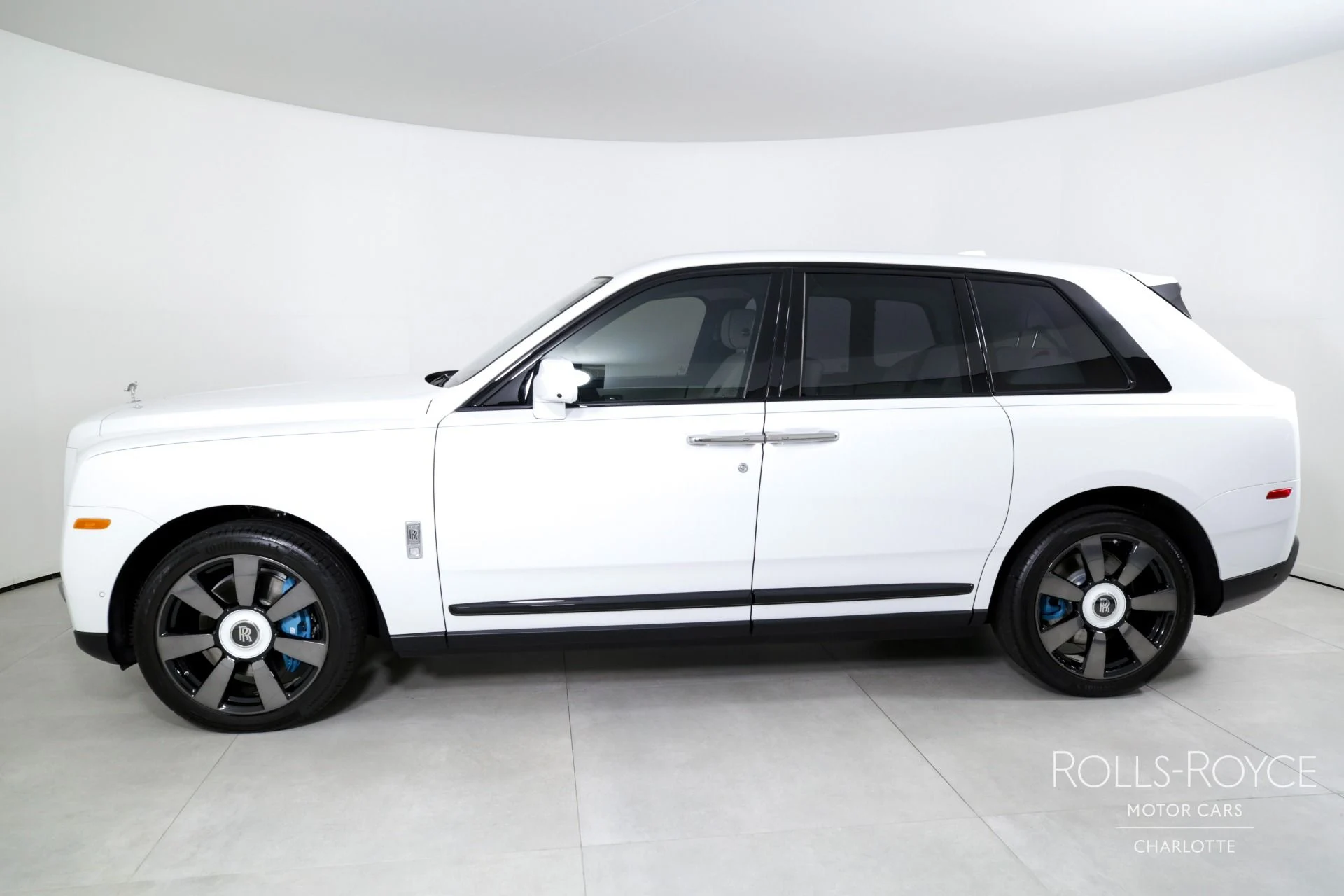 mph002_833023399_Used_2023_Rolls_Royce_Cullinan_1709308127_2744461f5b