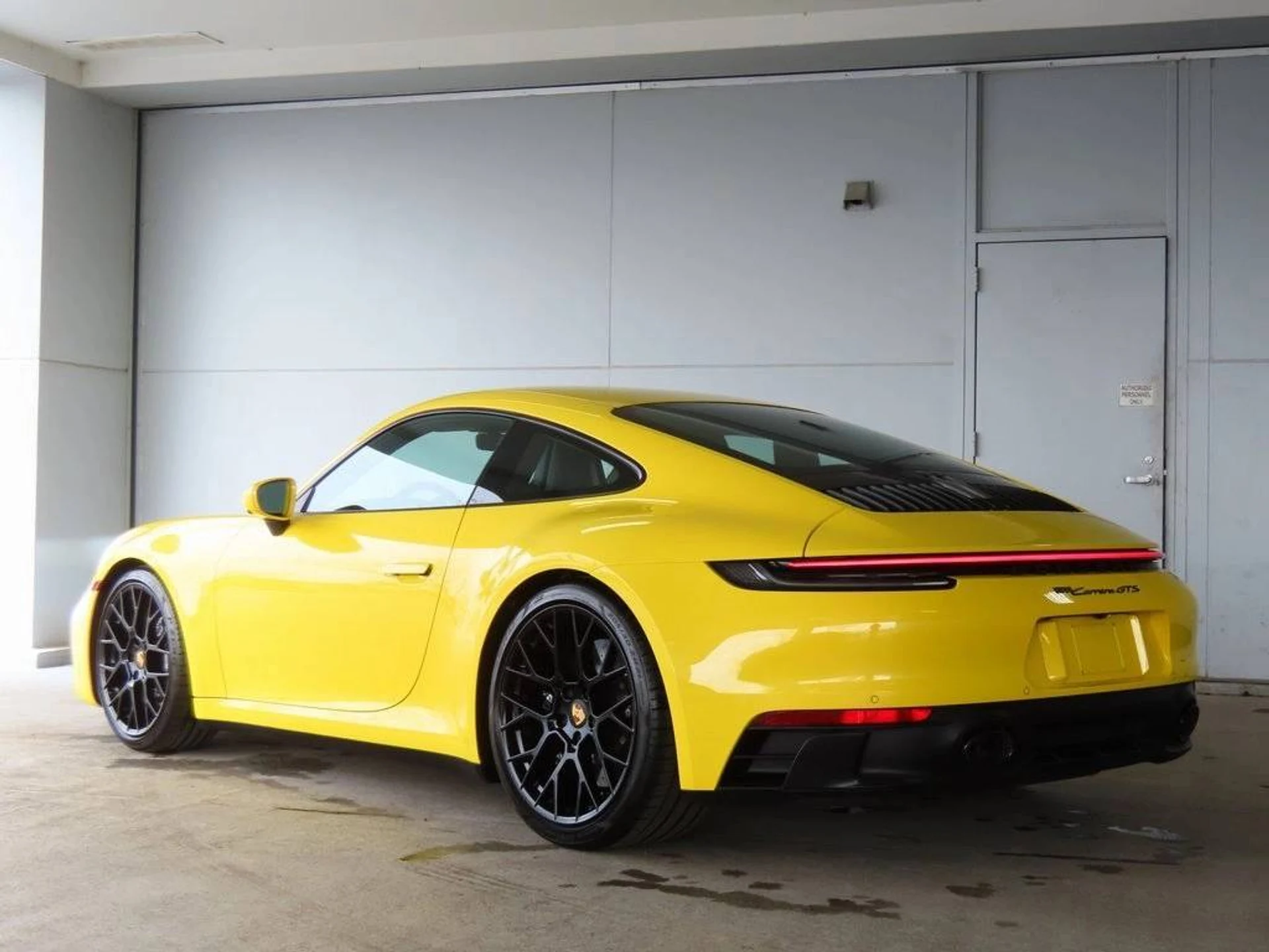 mph002_840550744_1280_38e297fcca