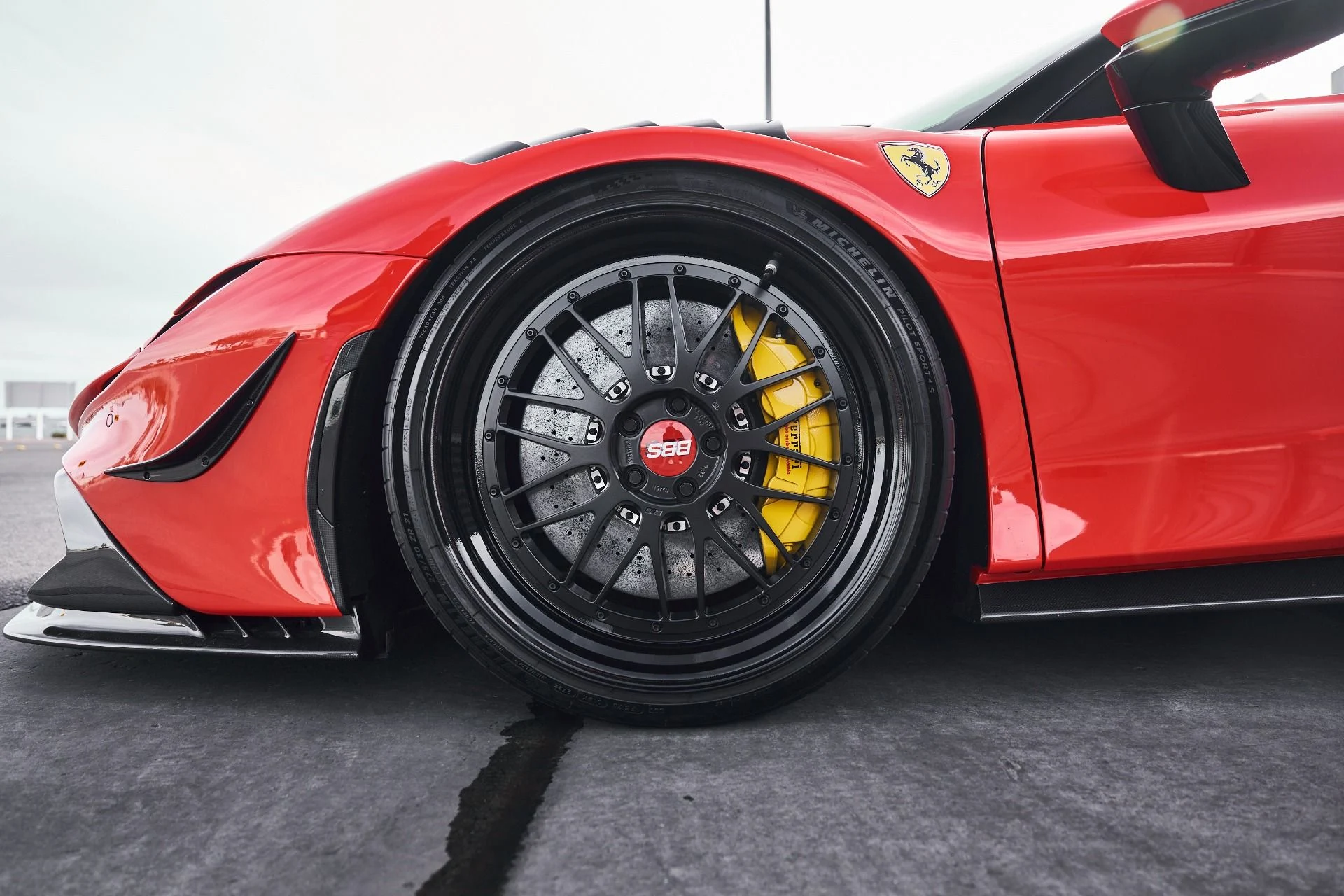 mph002_846627130_Used_2022_Ferrari_SF_90_Spider_Base_1770767888_5ccf8cf5f2