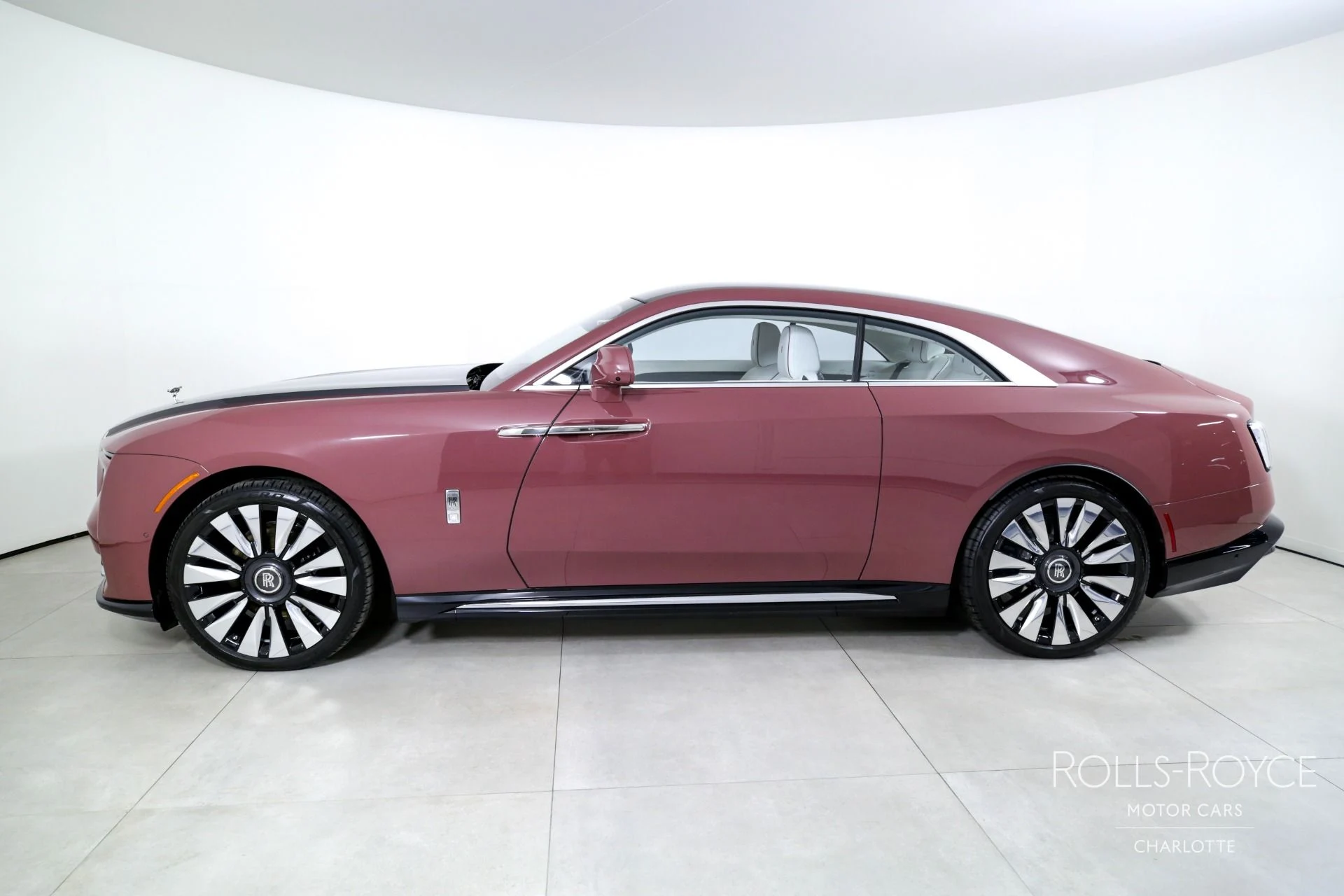 mph002_852702057_Used_2024_Rolls_Royce_Spectre_1738086191_d15a20462c