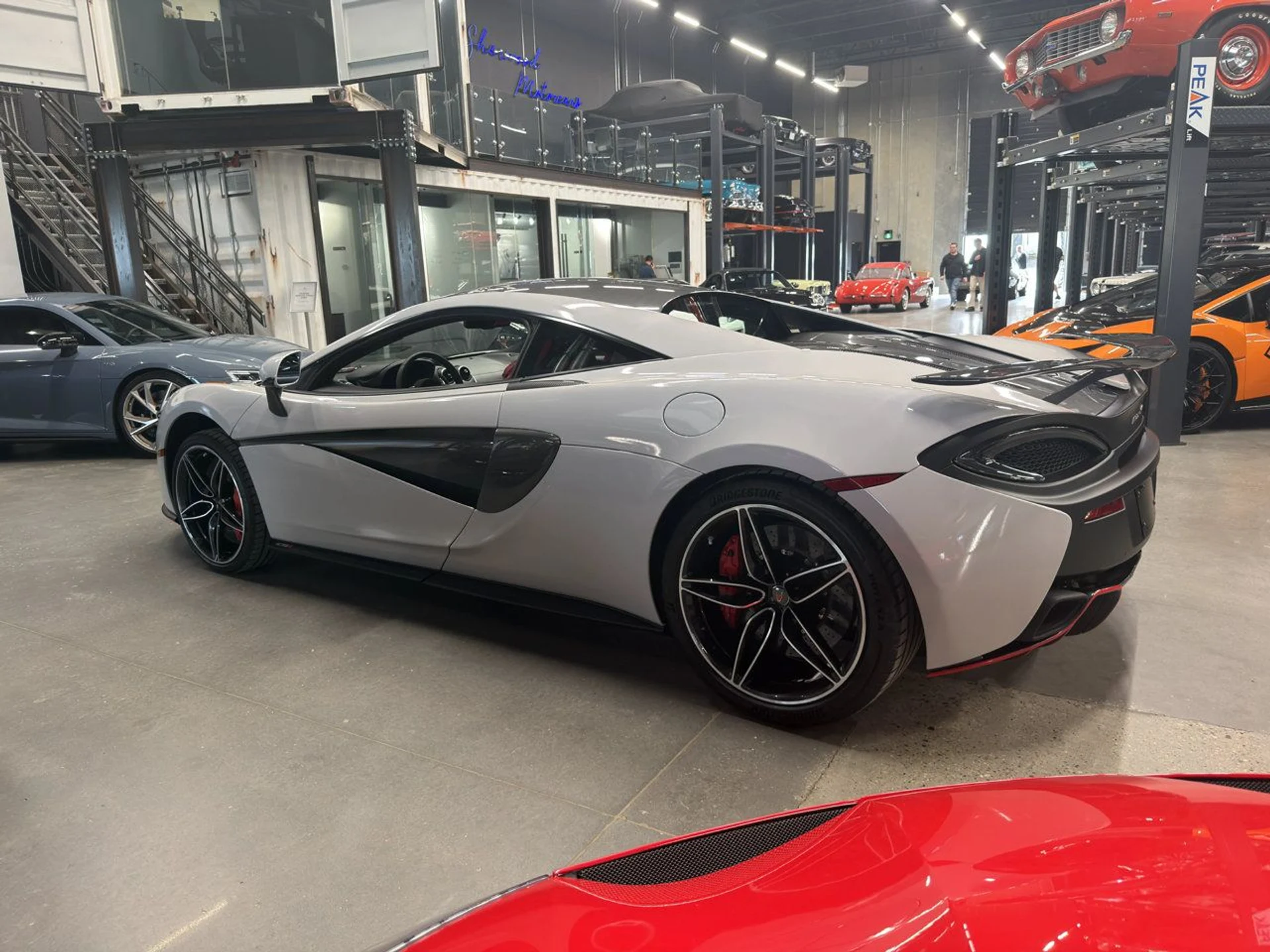 mph002_862165095_mclaren_570s_2017_68a7ce3b42