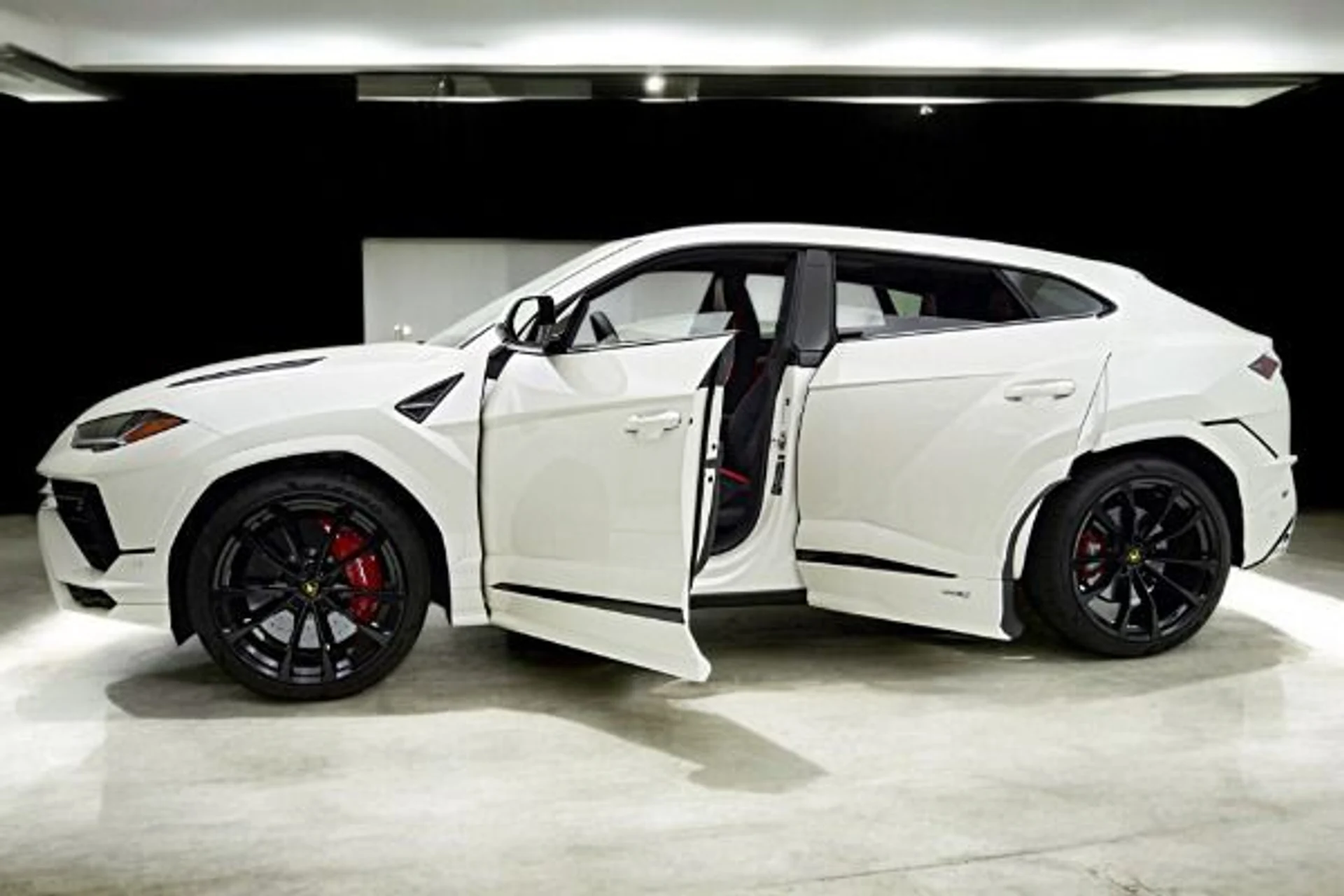 mph002_862827523_Used_2024_Lamborghini_Urus_SSELEZIONE_PRE_OWNED_CERTIFIED_9815e9f08b