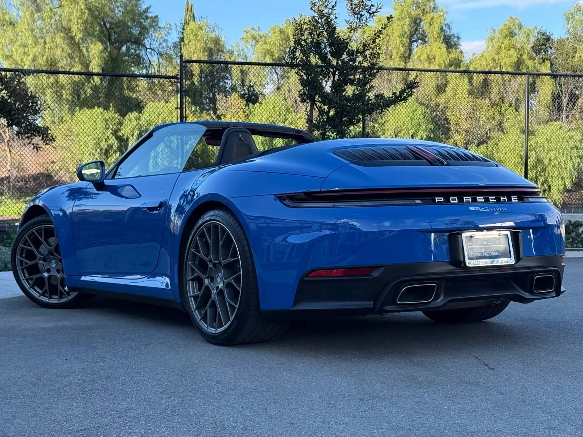 mph002_867154902_aac625ab12de03250f8cea28b5eeda93_6f78b61fe9