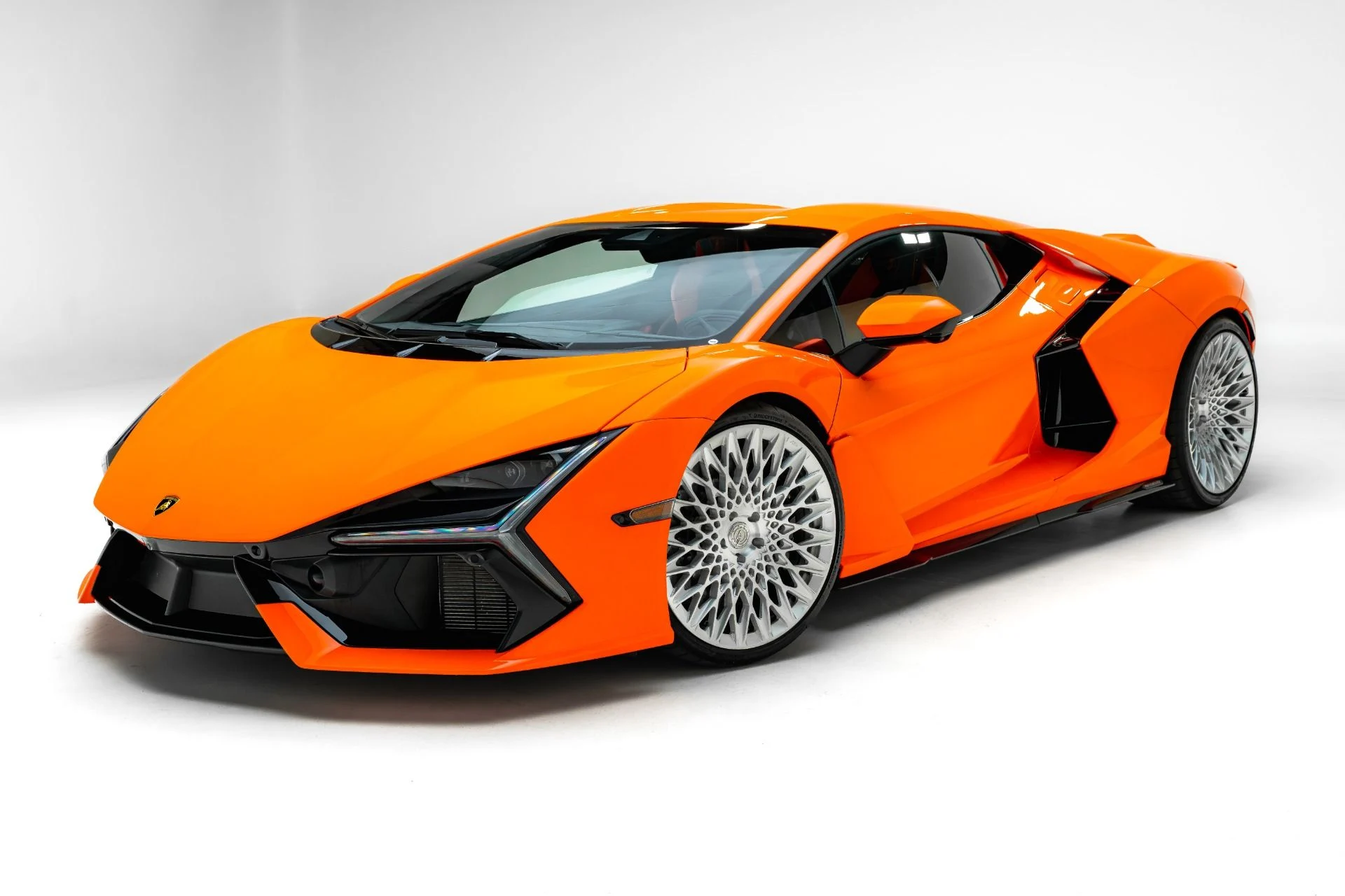 mph002_872595497_Used_2024_Lamborghini_Revuelto_1781129539_27d7f979d0