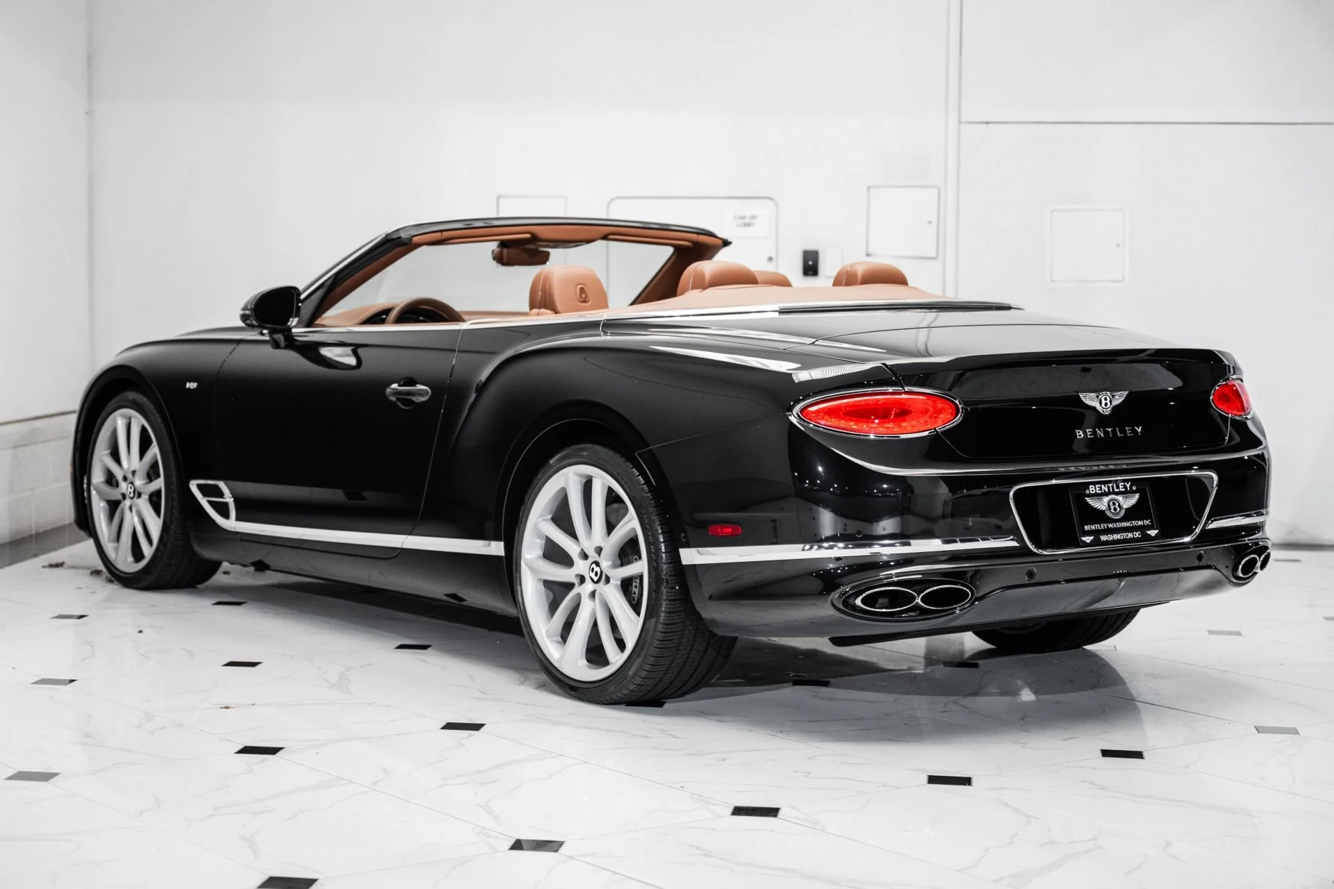 mph002_8743646_Used_2022_Bentley_Continental_GTC_V8_1758548311_f7da700f67