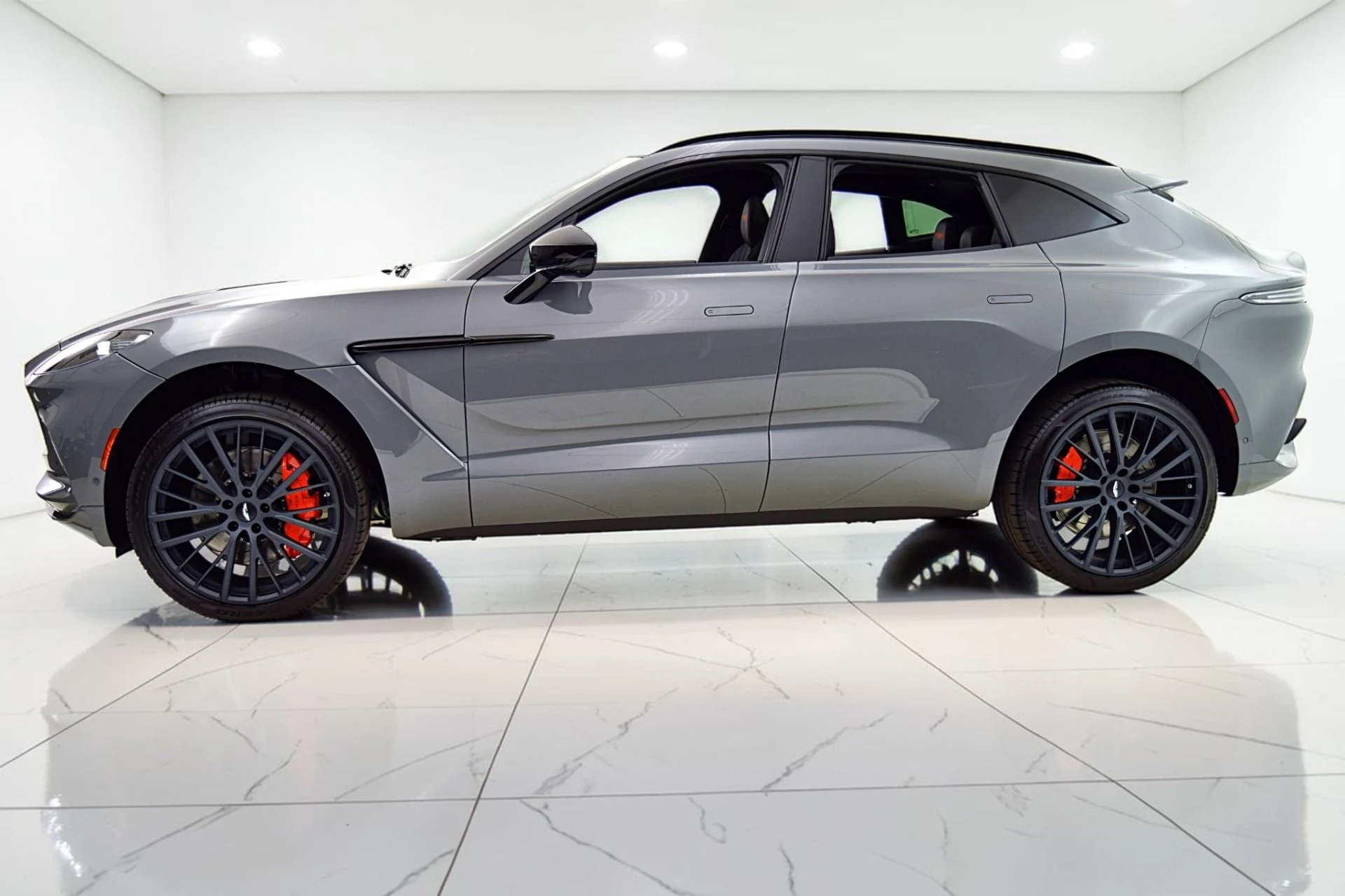 mph002_878032711_Used_2023_Aston_Martin_DBX_6872ebfc94