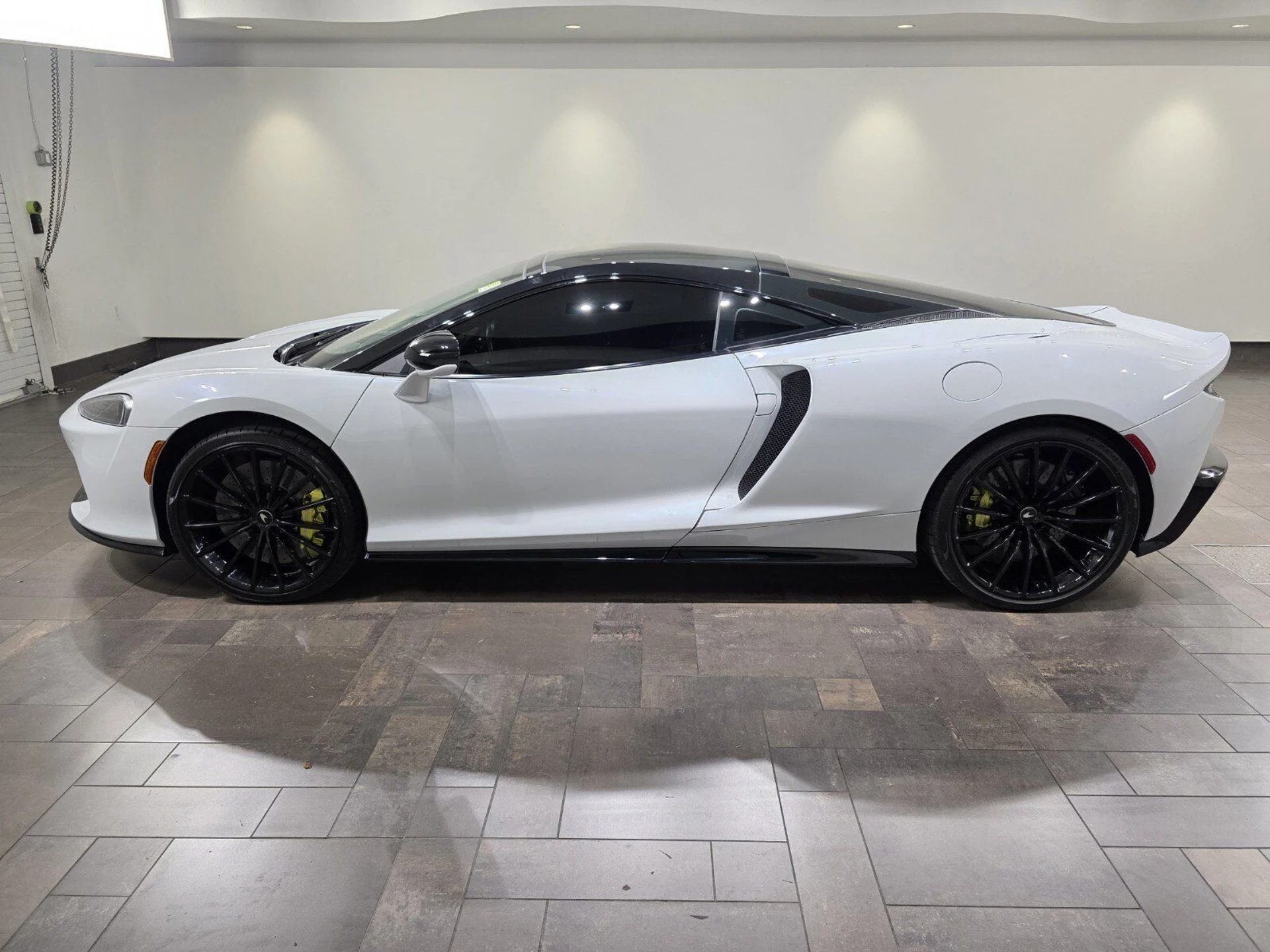 mph002_87879711_3c17350d499750aa76a611d2d5daf423_cda4e3f001