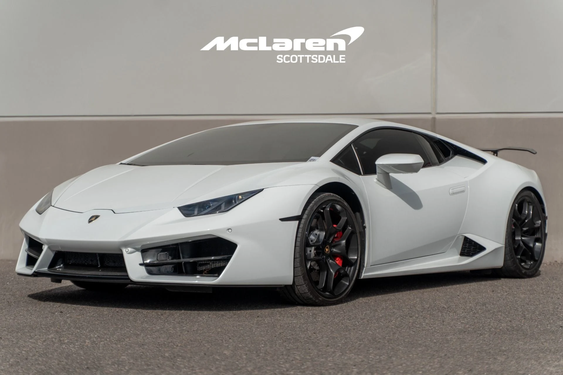 mph002_881503196_Used_2018_LAMBORGHINI_HURACAN_LP_580_2_1764564005_f3b206a7f7