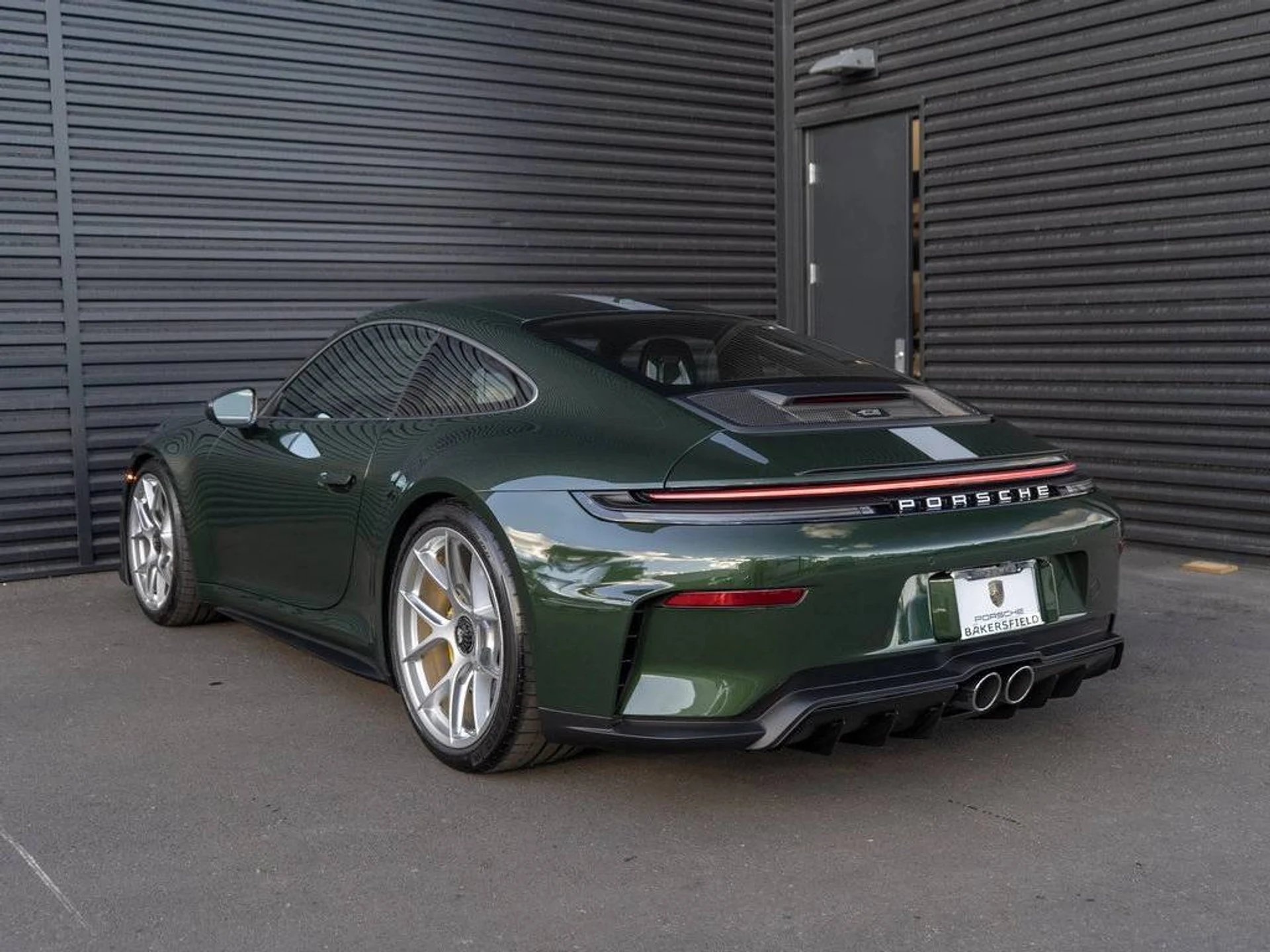 mph002_882846719_1280_0bd02f93dc