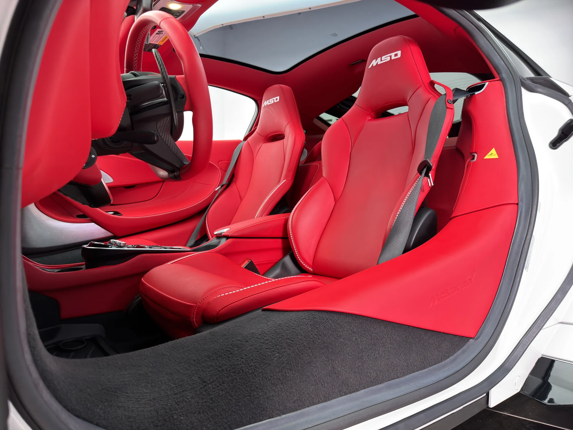mph002_882948842_RPF_3777_interior_002_074fbbfbd9