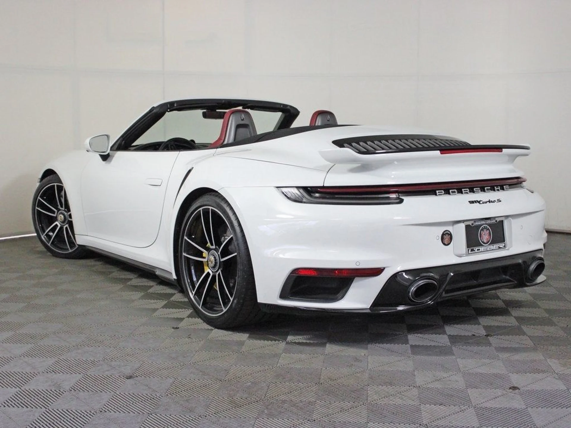 mph002_884067011_3_c463a79f43