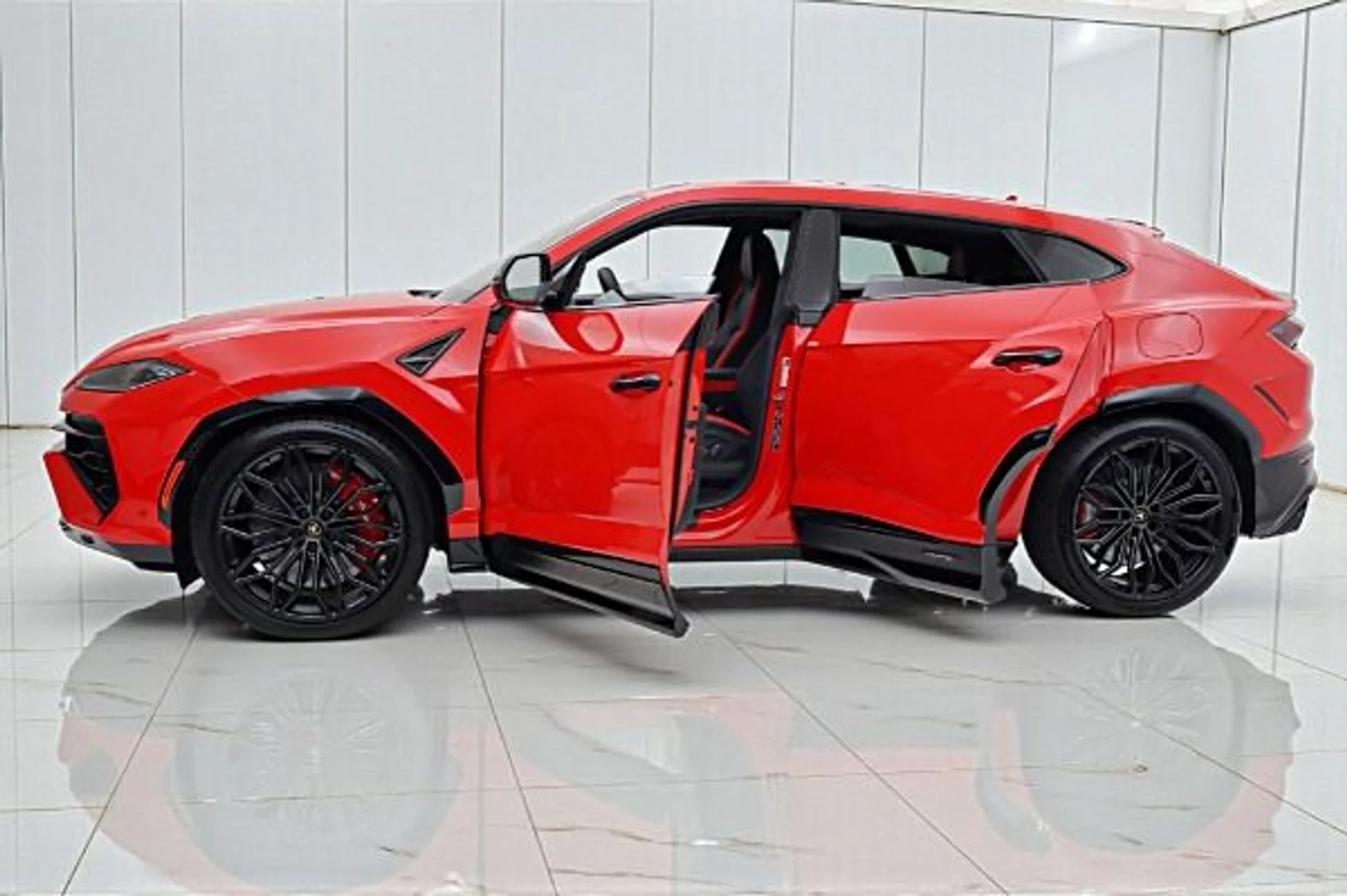 mph002_886106226_New_2025_Lamborghini_Urus_SE_750ecaf7dc