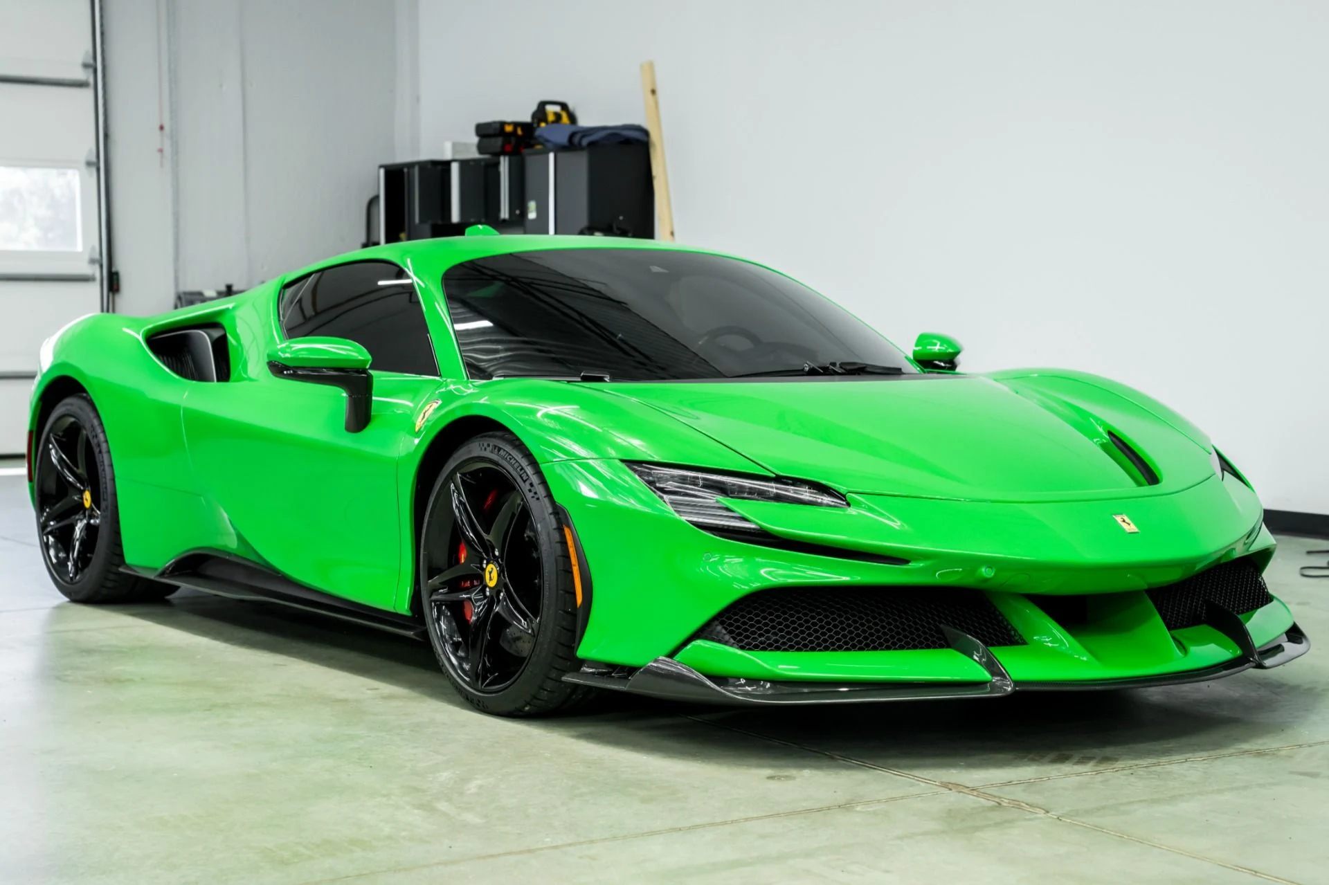 mph002_886395957_Used_2023_Ferrari_SF_90_Stradale_1755615778_ed277c7d1f