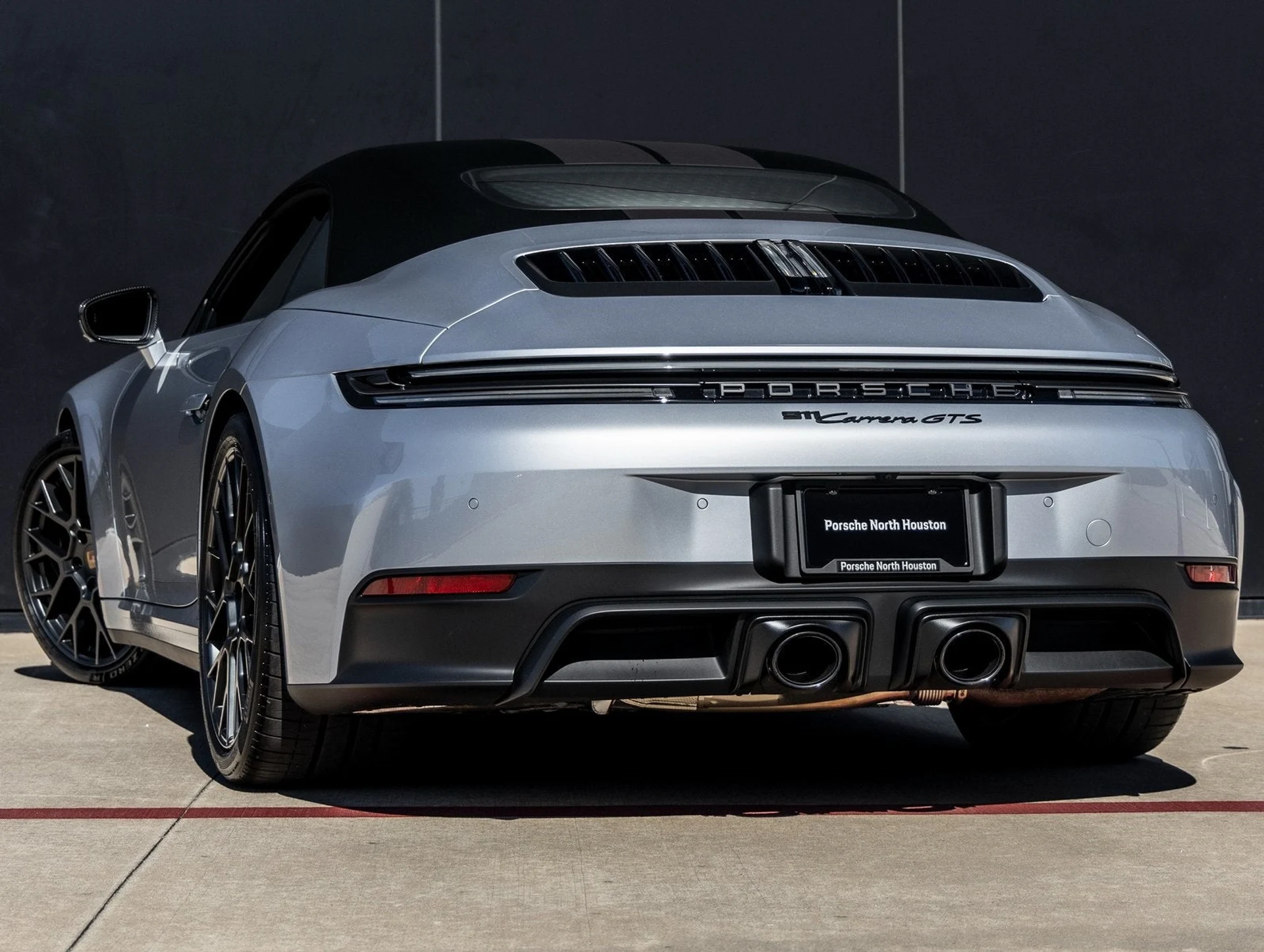 mph002_896520845_3_2317c3501c