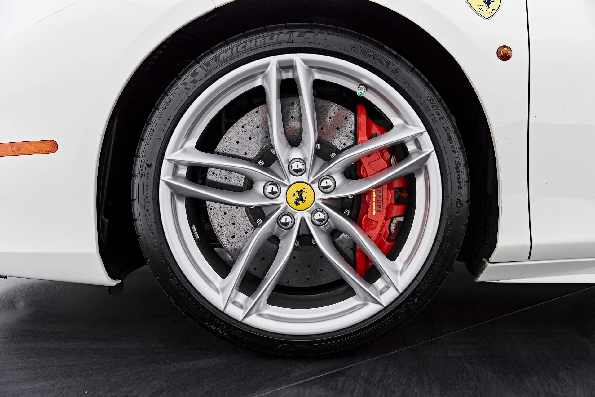 mph002_901973267_Used_2018_Ferrari_488_Spider_Base_1787888108_76873e57d6