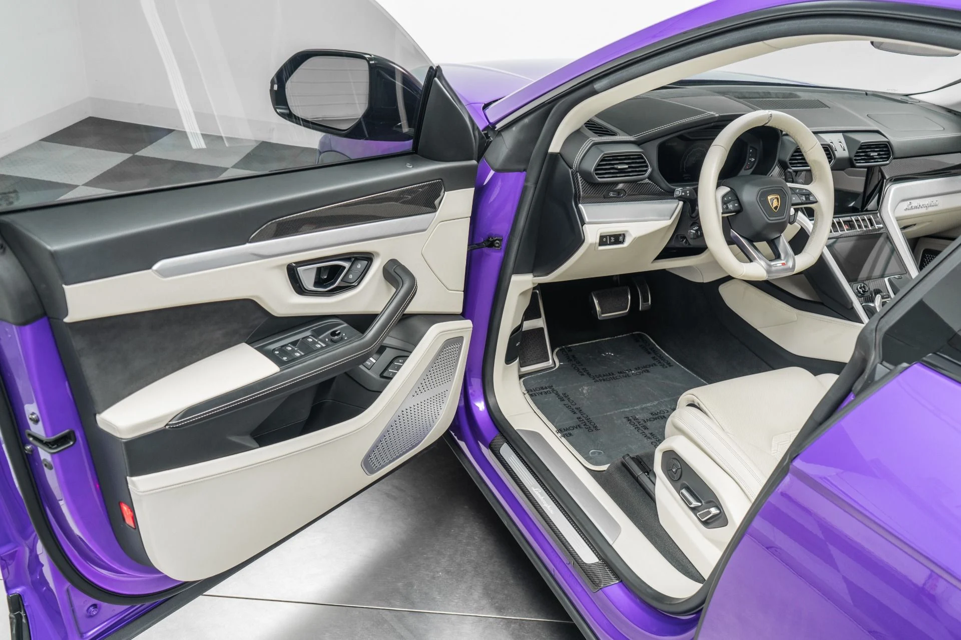 mph002_911151214_Used_2021_Lamborghini_Urus_1779831201_fd7973fbdc