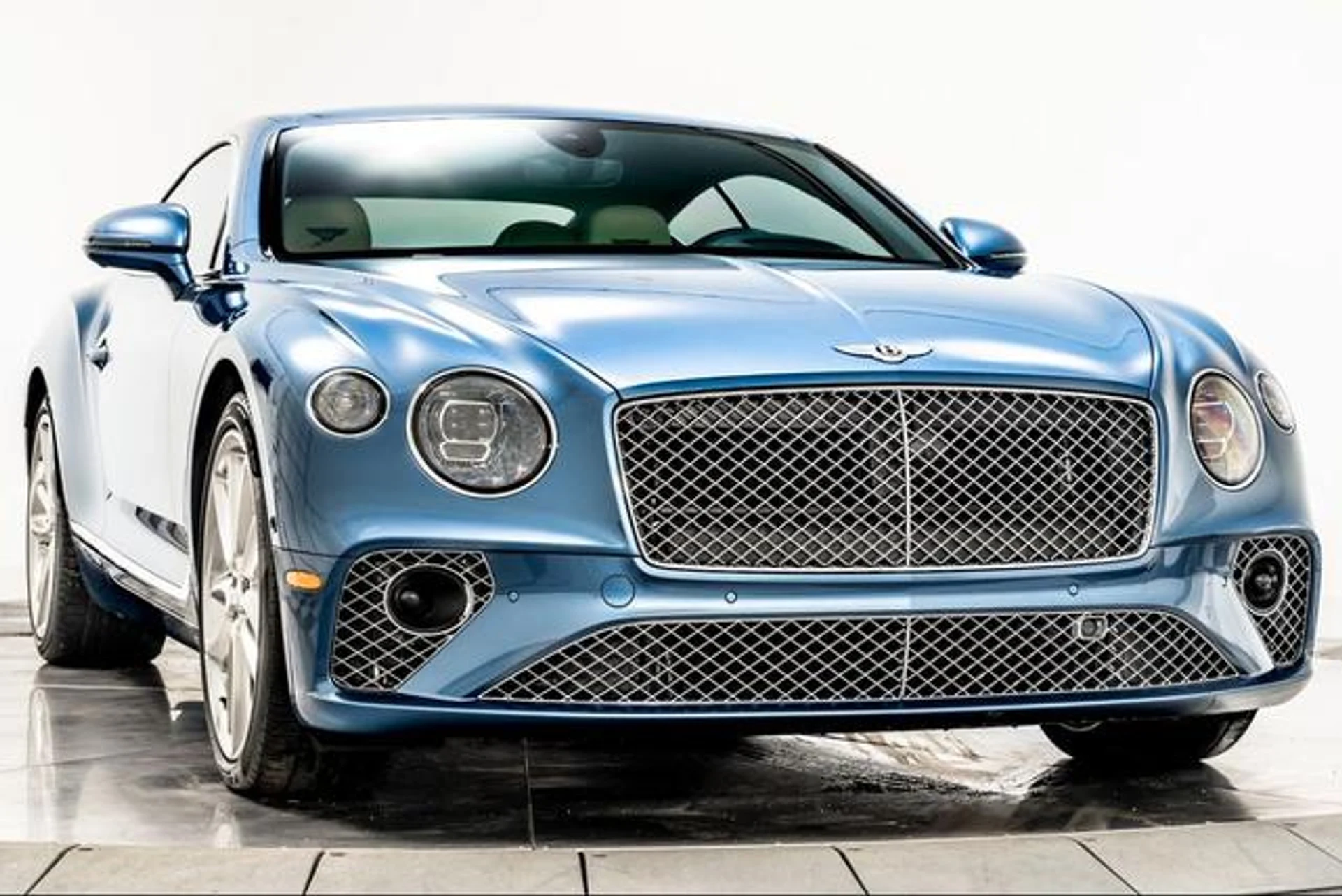 mph002_913351217_bcs4e_Q77_Rd_Y_Fp68_Amu_A5_WT_5_Xhh_E_0fcdf52744