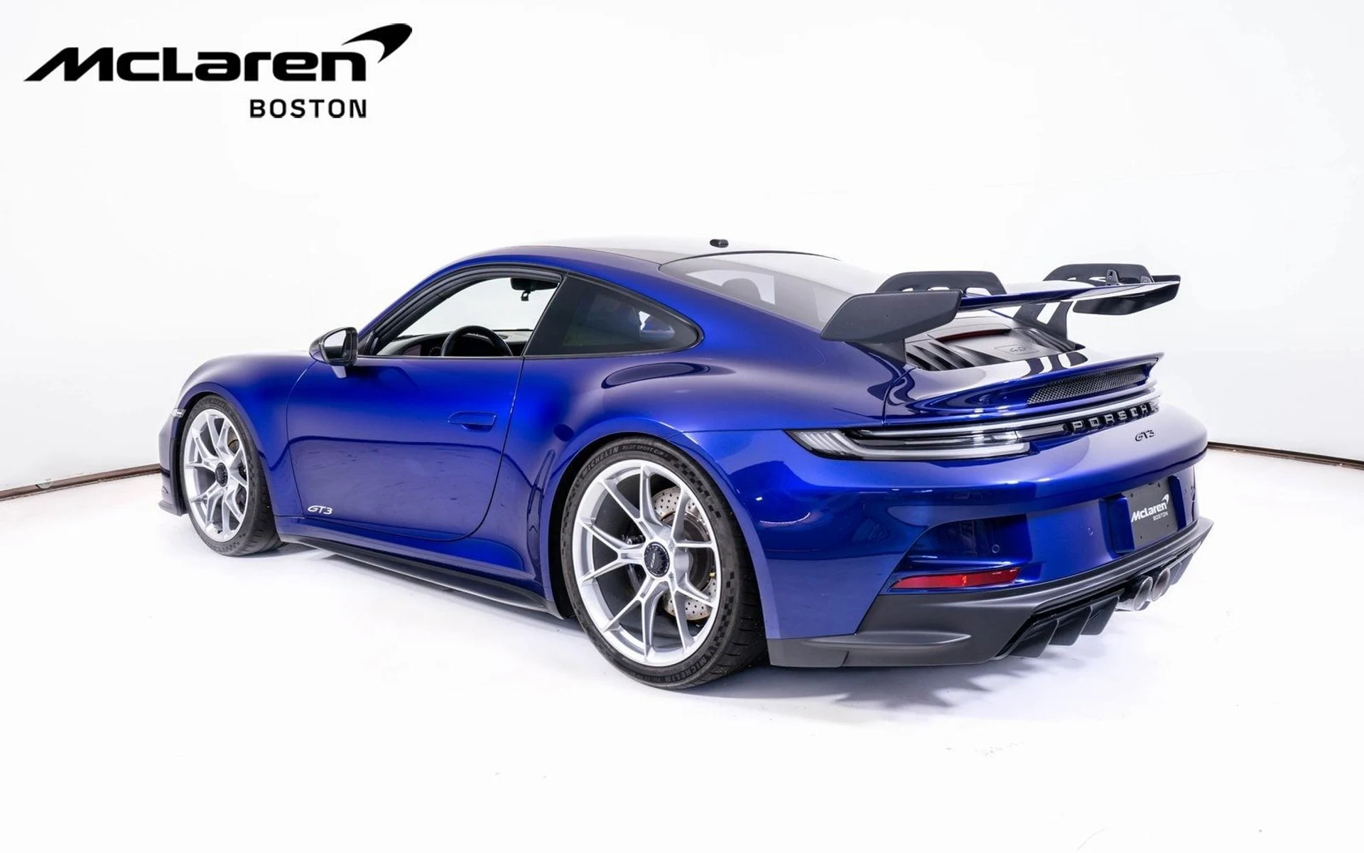 mph002_913985902_3443badfad86da5638c8ccd3b78db599x_bbd894f3dc