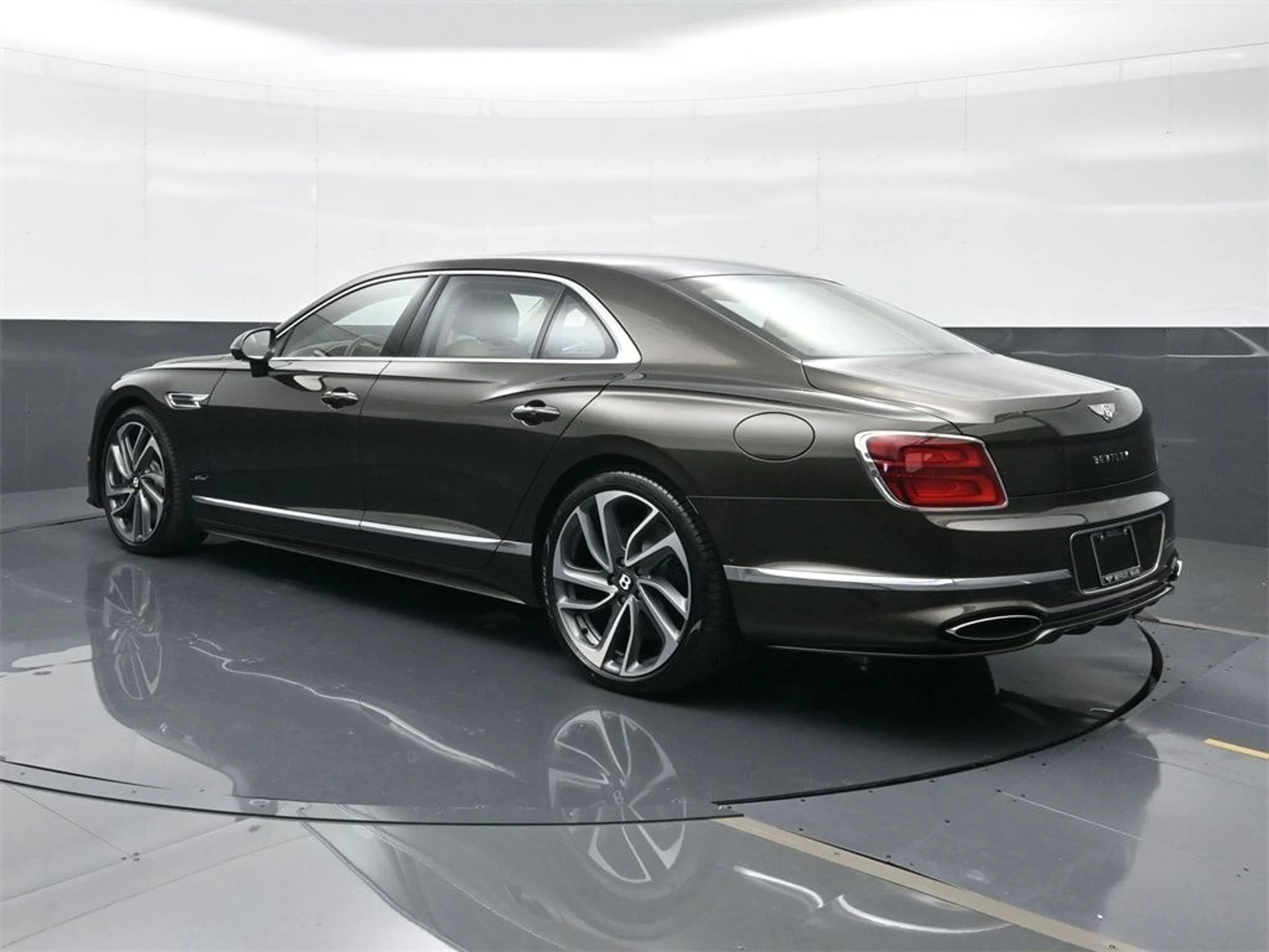 mph002_926652533_e37144f93646c3592ae571c3ae1a7ba9x_4b9e07fa3e