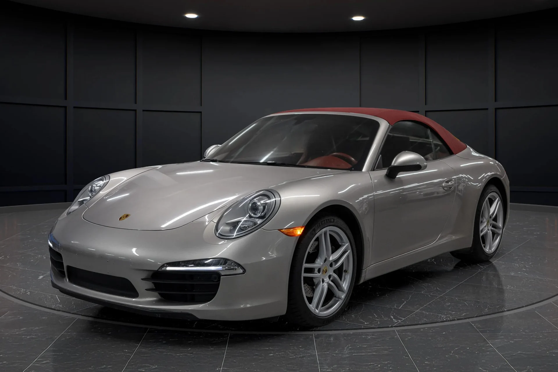 mph002_927709542_f7f41c0a_e455_44e3_972e_62a7767ce4ec_201220_Porsche2091120_Carrera2028_WP_0_CA_2_A96_CS_14062929_26_49450bc05b