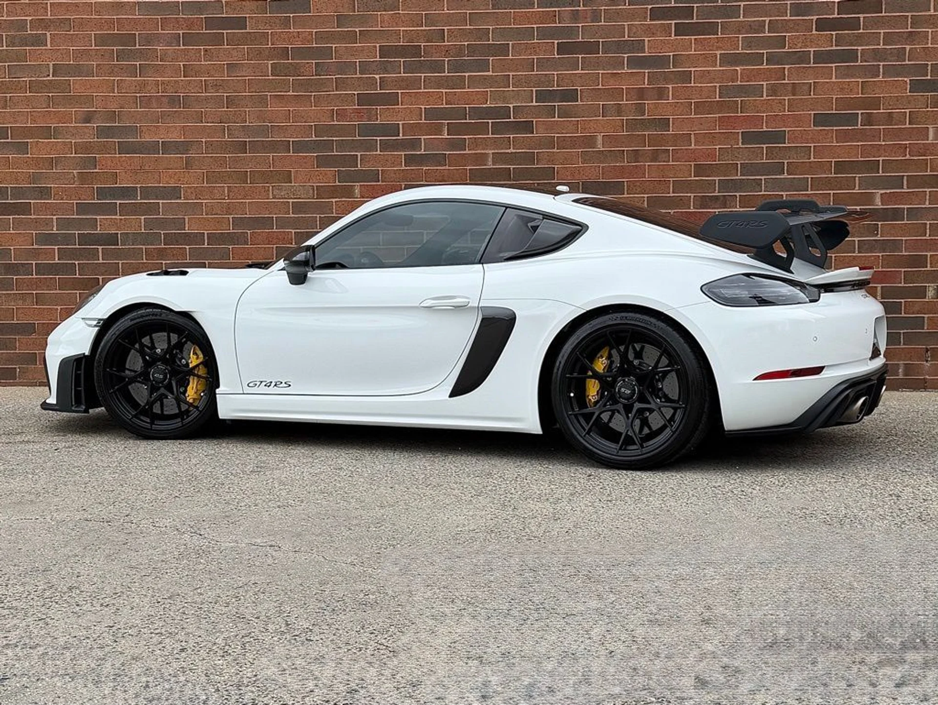 mph002_928169724_c7a7a5b91e92391e46403a7ac5948f0ax_f7606559a3