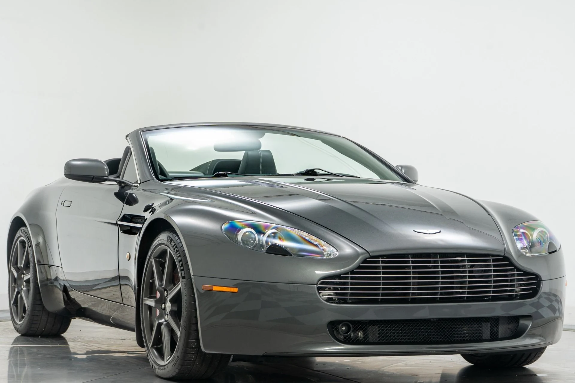 mph002_933060929_Used_2008_Aston_Martin_V8_Vantage_Roadster_Great_Sounding_V8_Heated_Seats_19_inch_Wheels_1756322519_a26e88d481