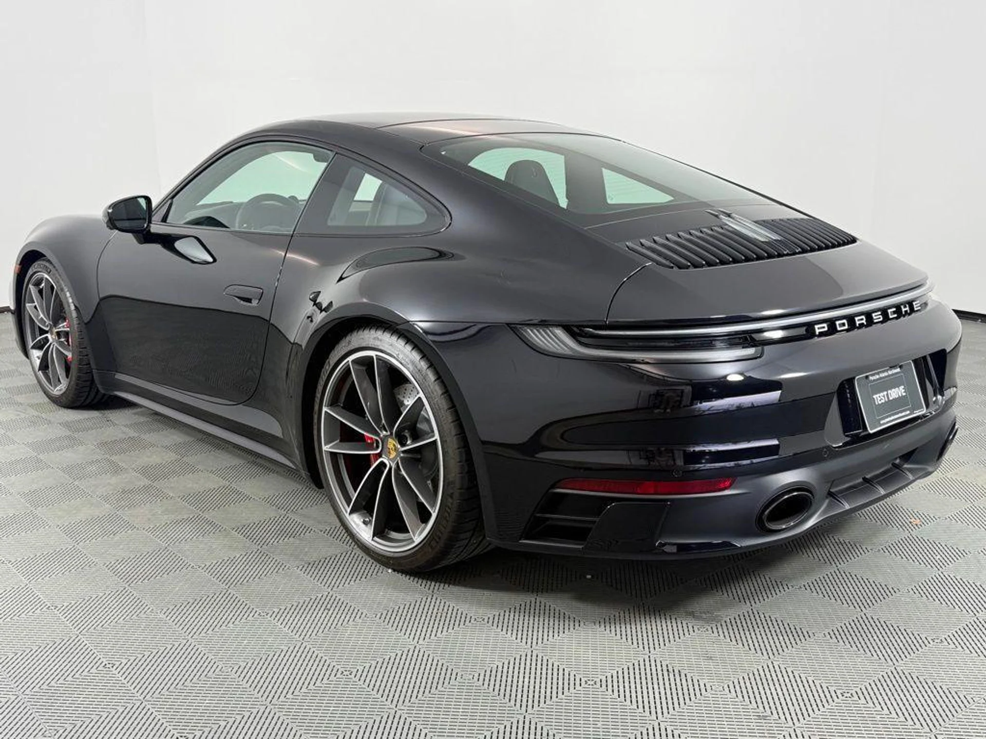 mph002_94284991_G_Uk_W_Uxl_F_Wg4f_69x1_Zv5f_W7_Ji_GQ_9535106b5c