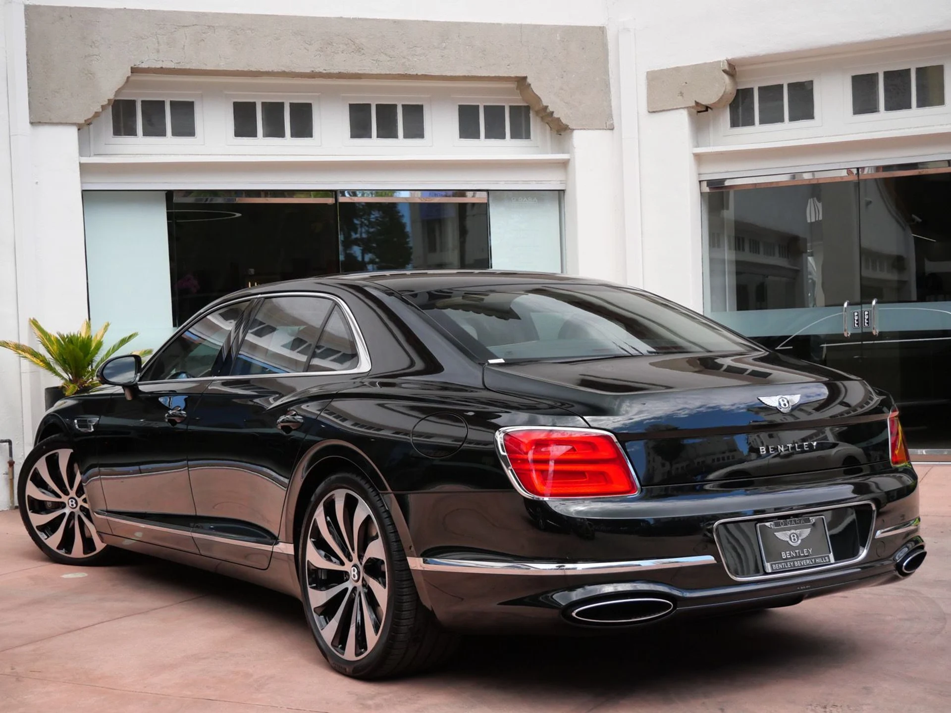 mph002_945011578_b2593814a751e74306725e00b35eba65x_c989728a9a