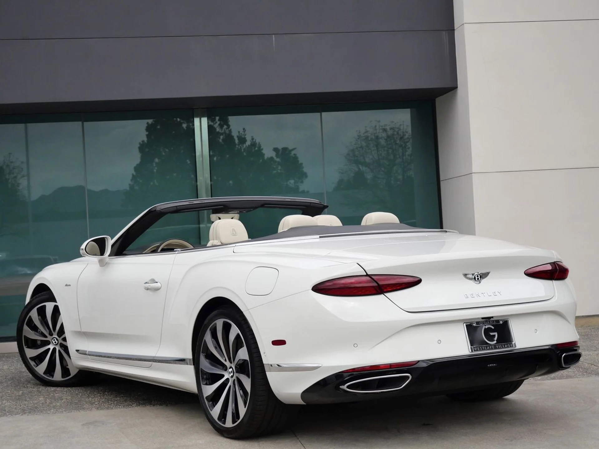 mph002_946470047_8c4325646056705a006d13ec03619bdax_bacacb1c43